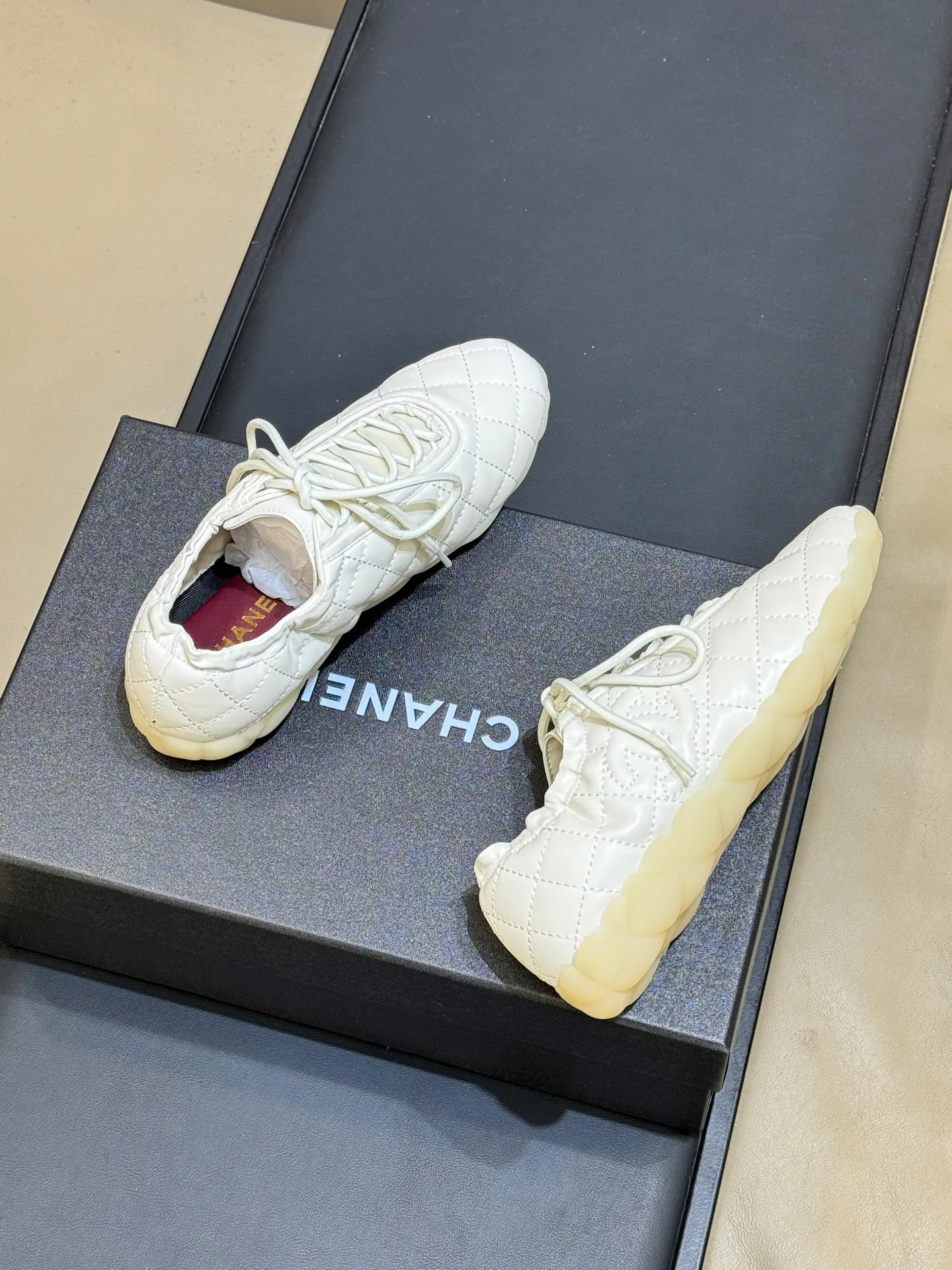 Women's Sneakers CHANEL 18072928