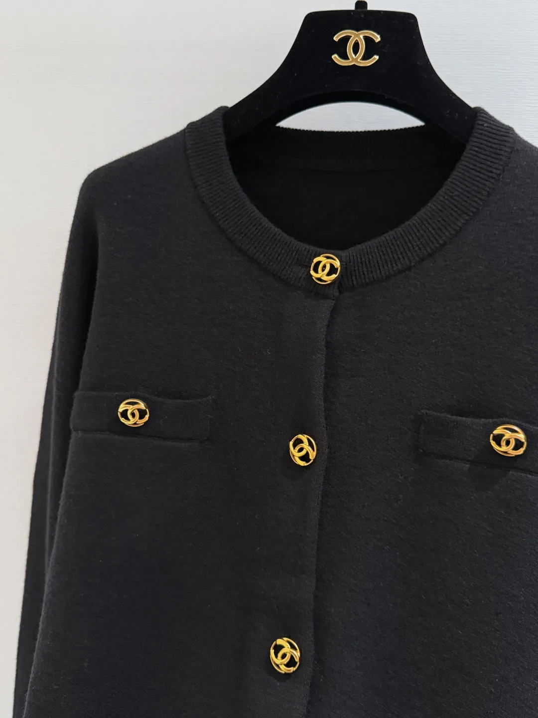 Women's Jumpers And Sweaters CHANEL 18049769