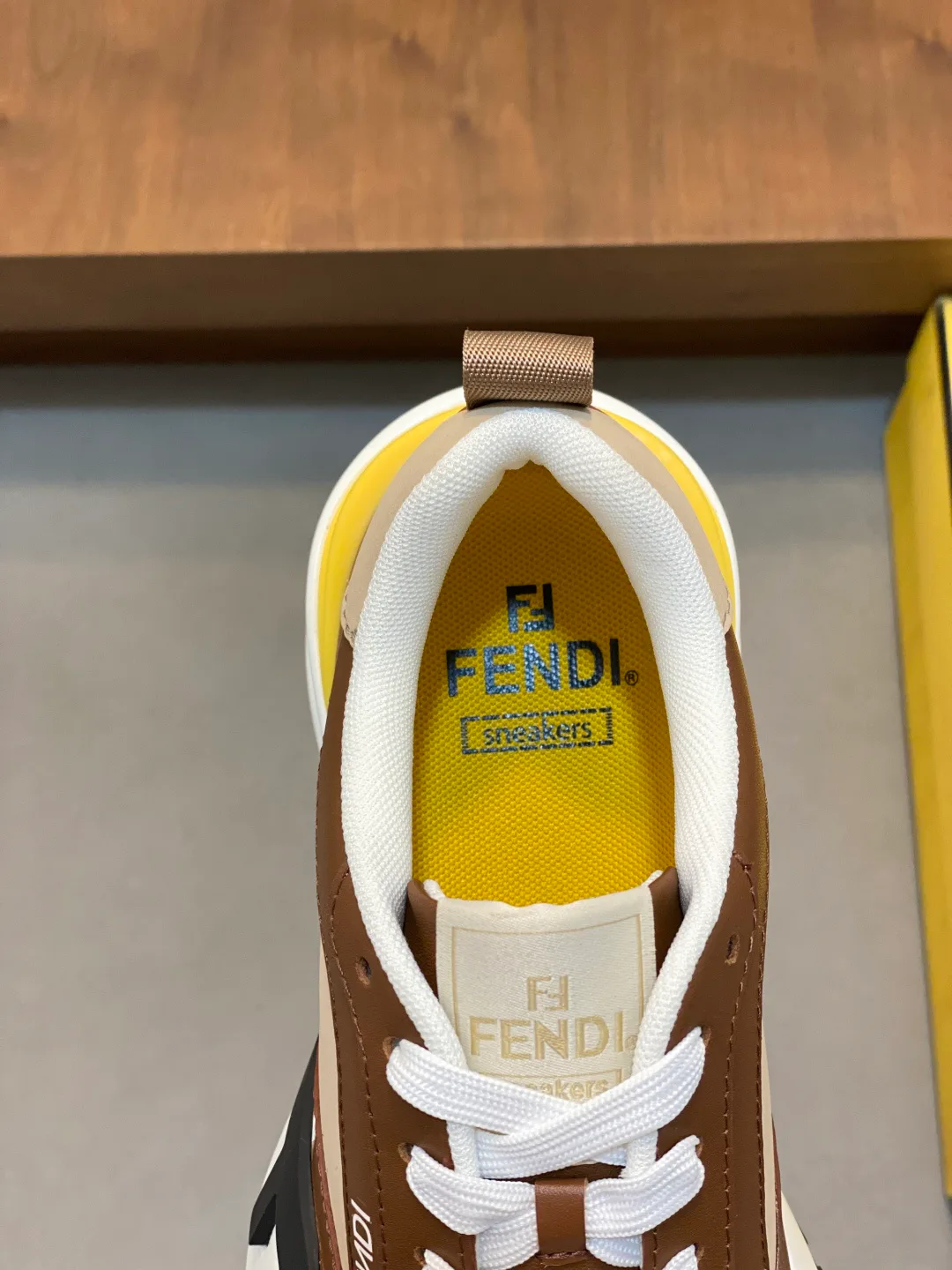 Men's Sneakers FENDI 18079019