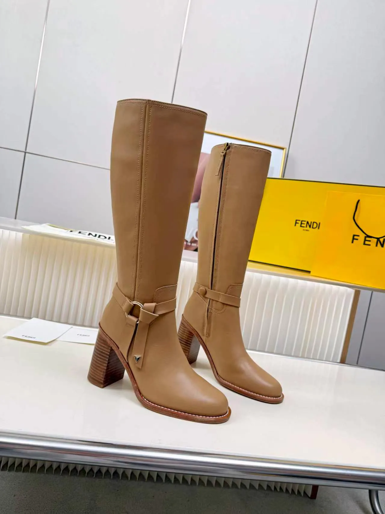 Women's Boots FENDI 17869518