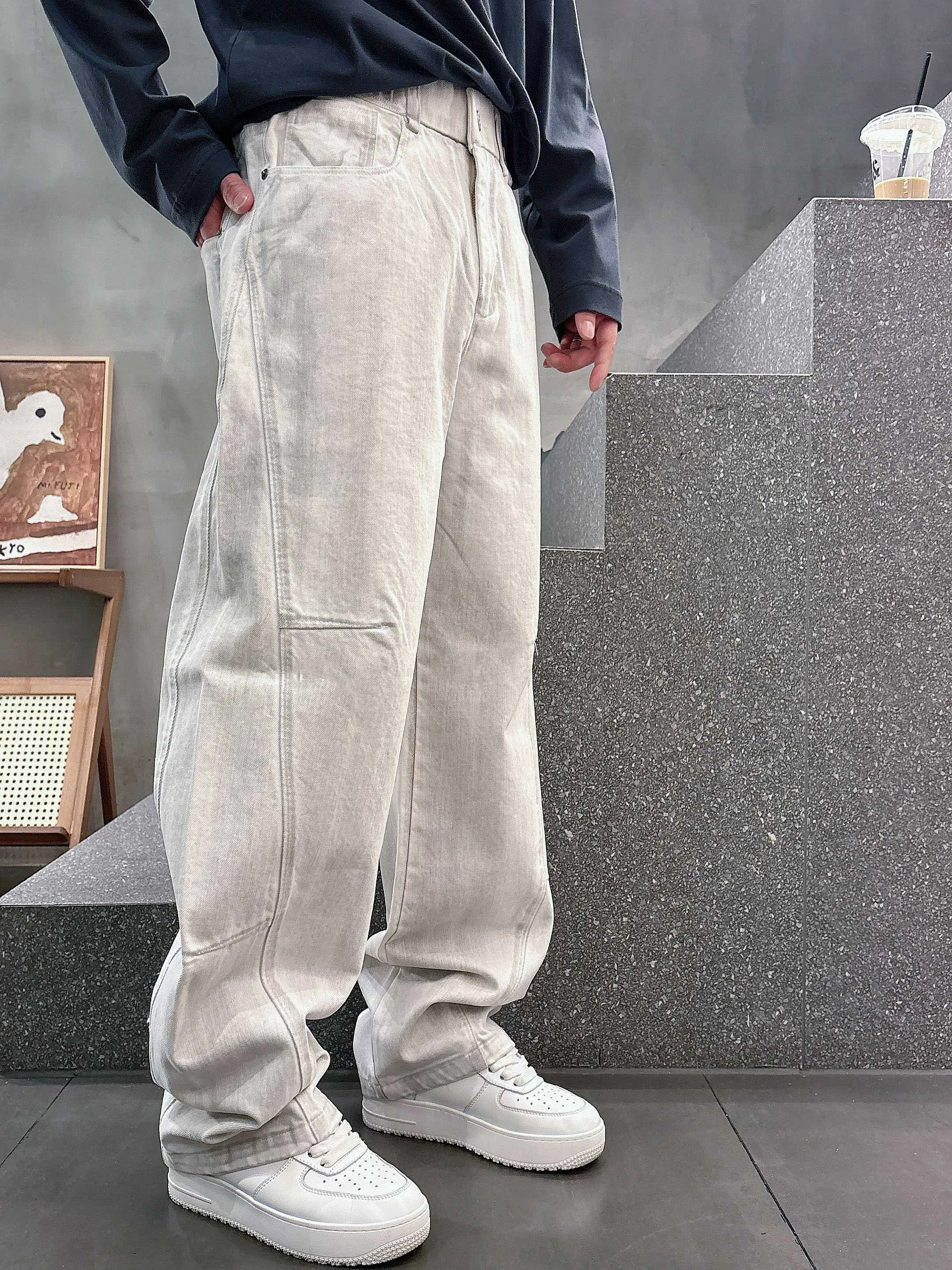 Men's Trousers BALENCIAGA 18408227