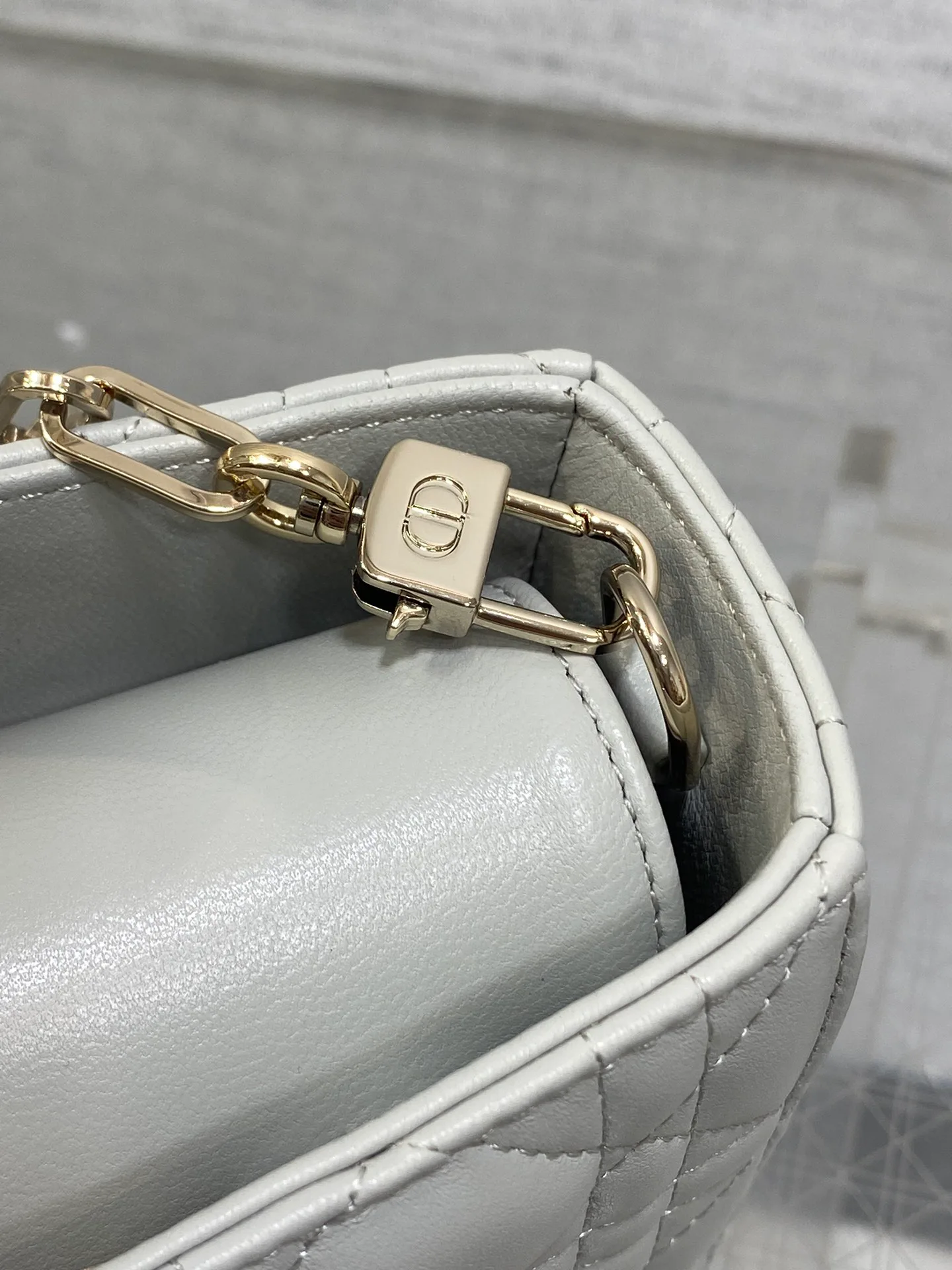 Women's Classic Handbags CHRISTIAN DIOR 17770421