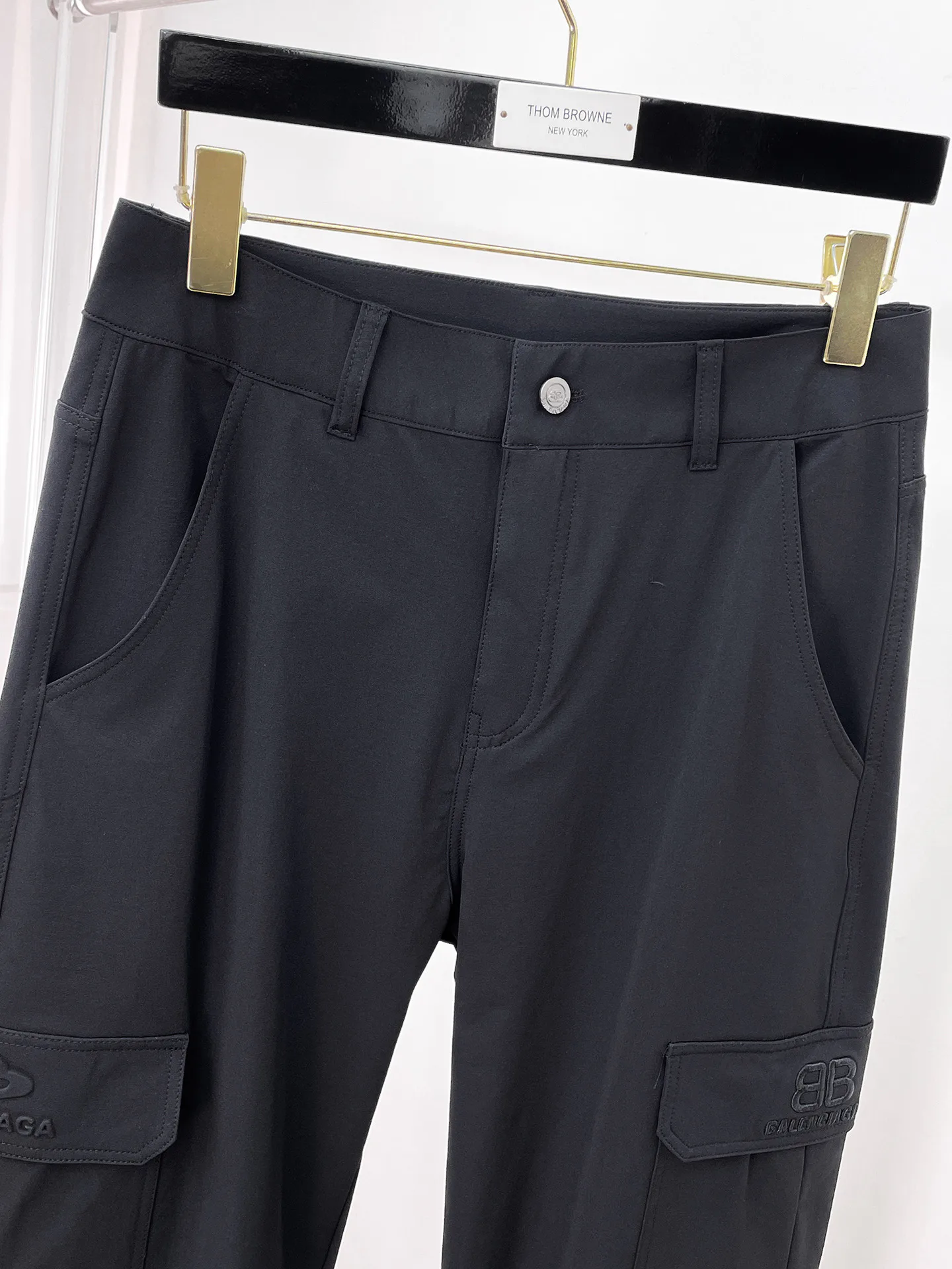 Men's Trousers BALENCIAGA 18197360