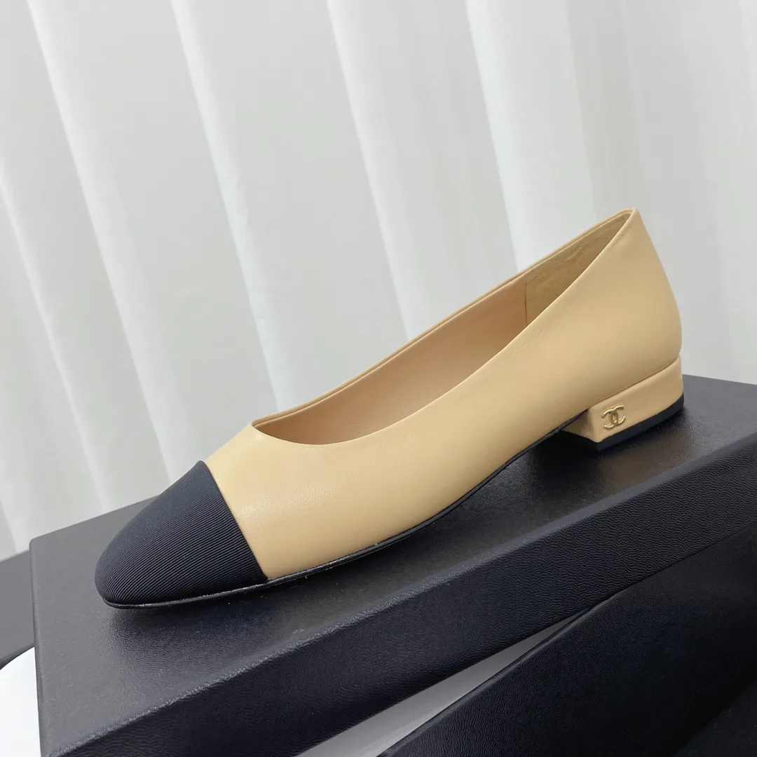 Women's Heels CHANEL 18083196