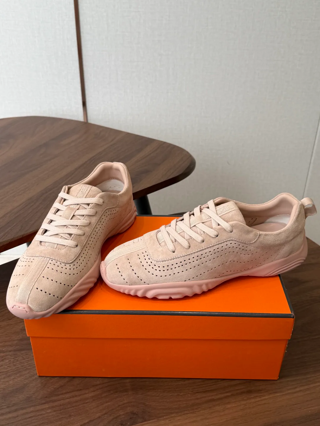 Women's Sneakers HERMES 17128304