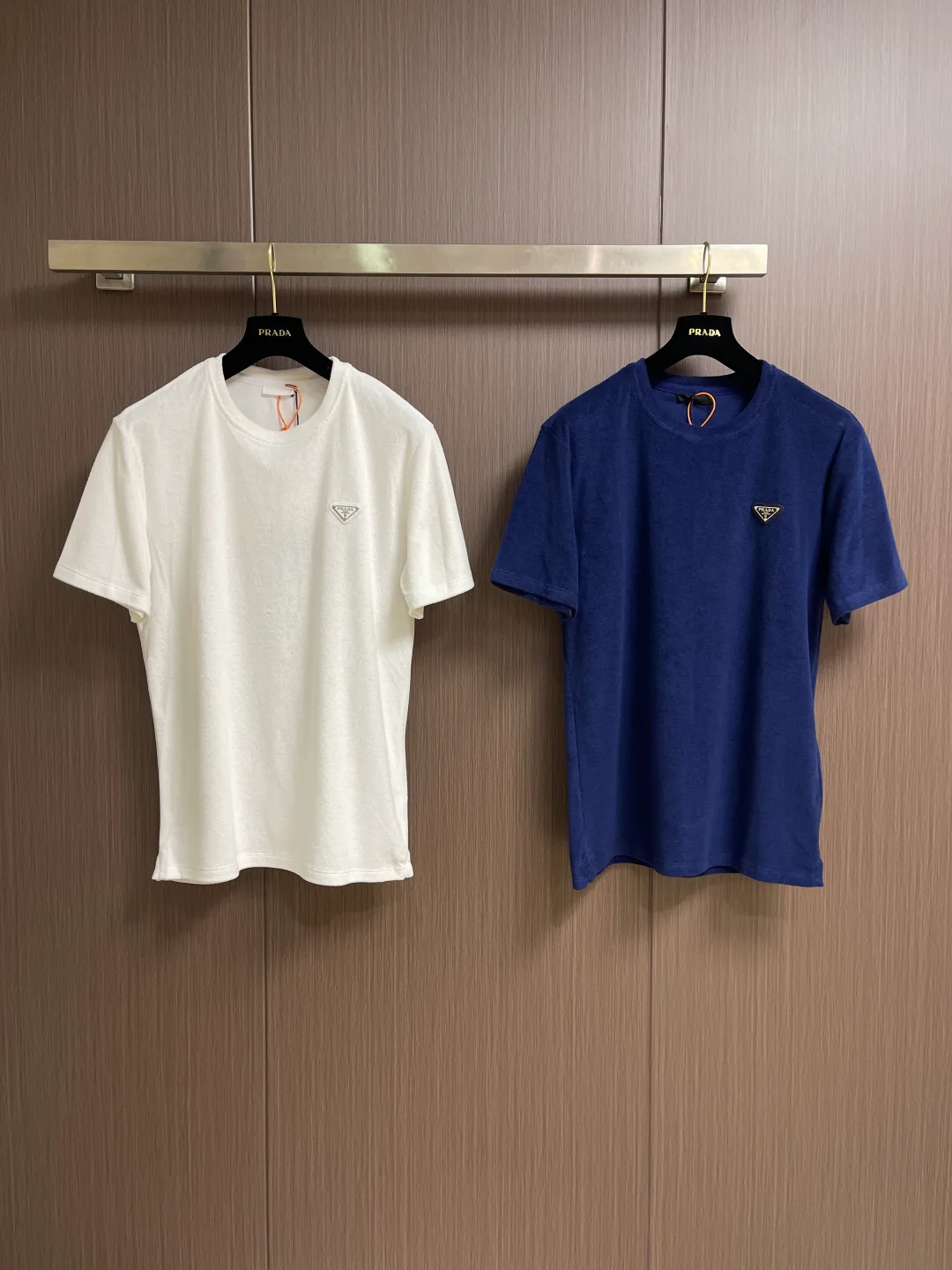Women's T-Shirts PRADA 18191308