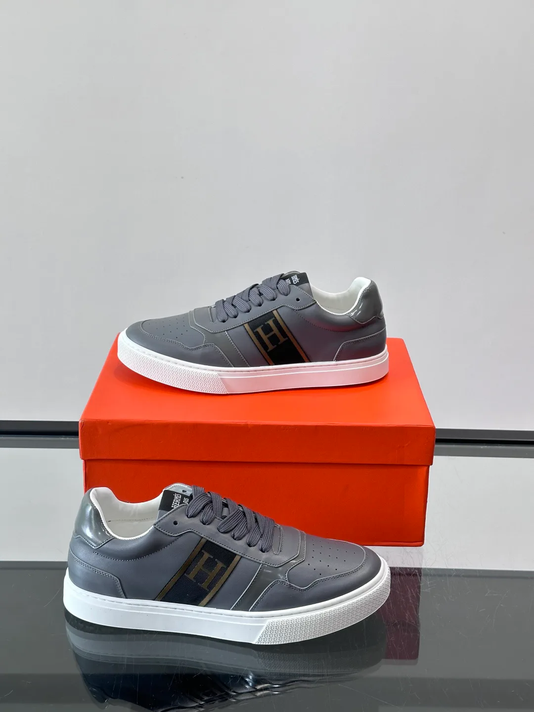 Men's Sneakers HERMES 17349432
