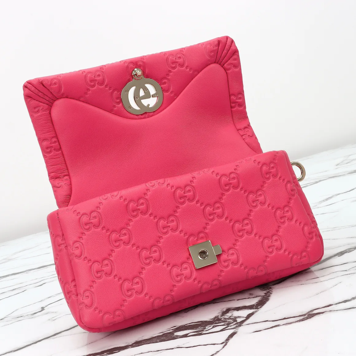 Women's Classic Handbags GUCCI 18210717