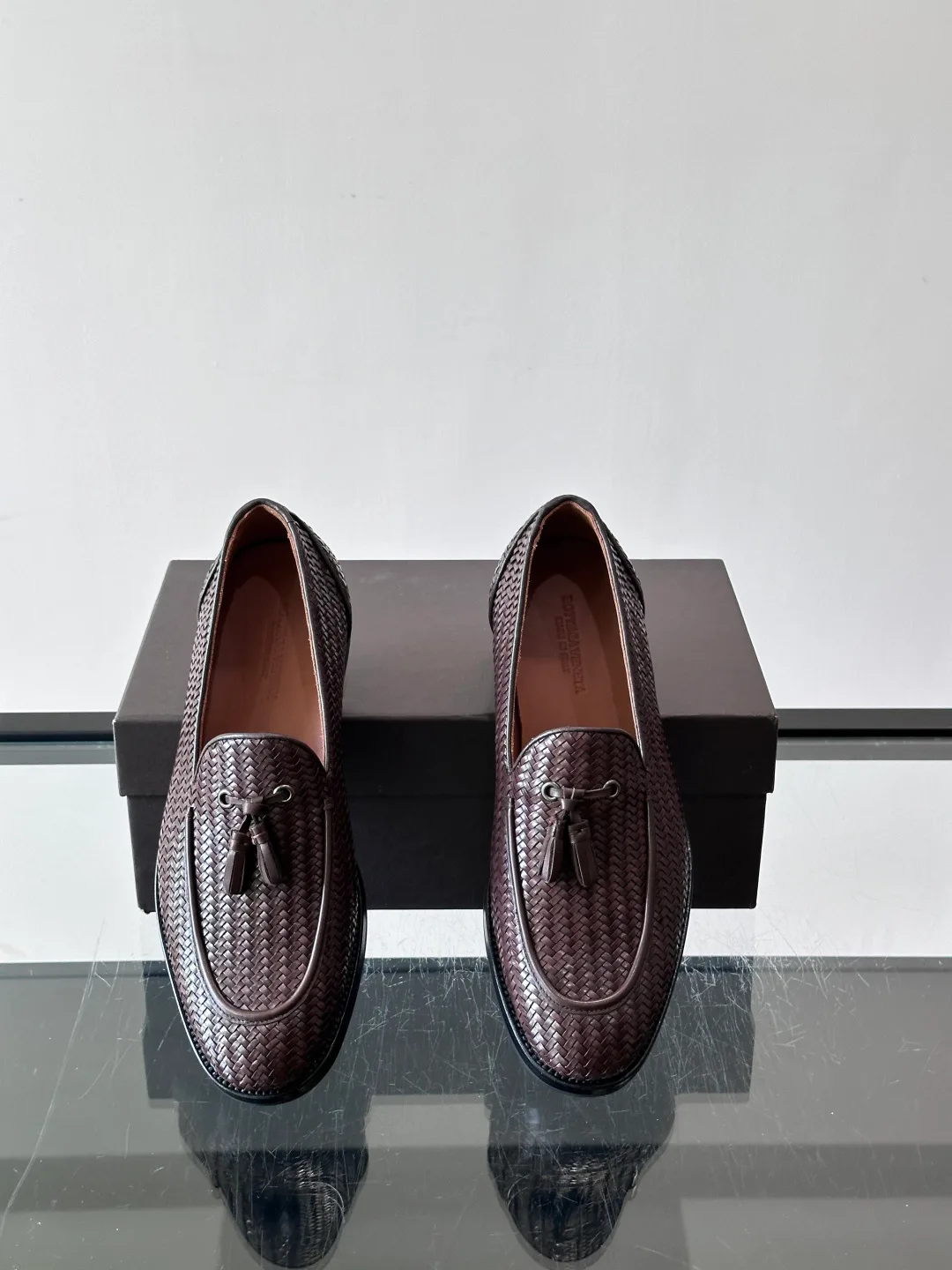 Men's Loafers And Dress Shoes BOTTEGA VENETA 17730366