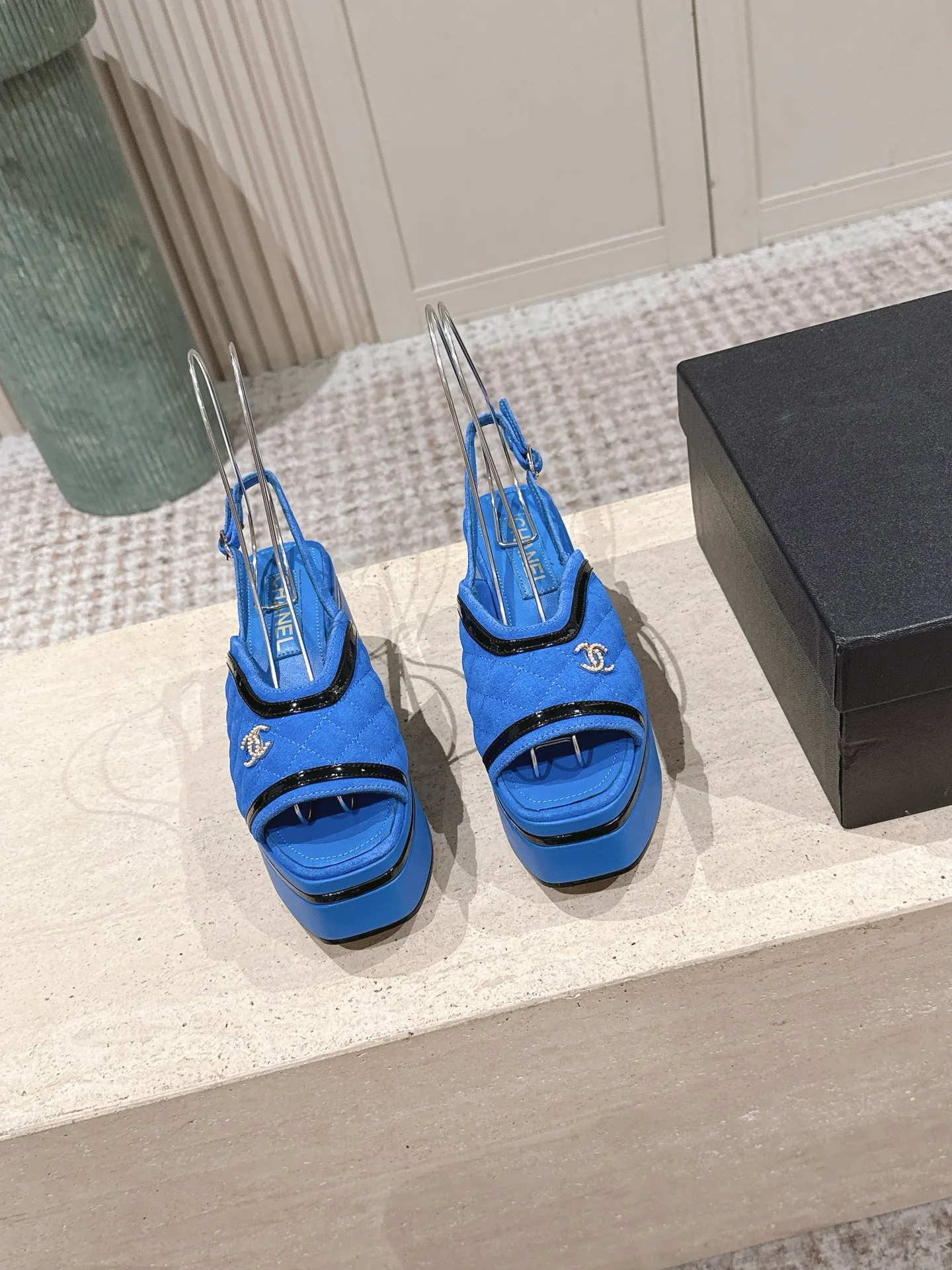 Women's Open-Toe Sandals CHANEL 18142646