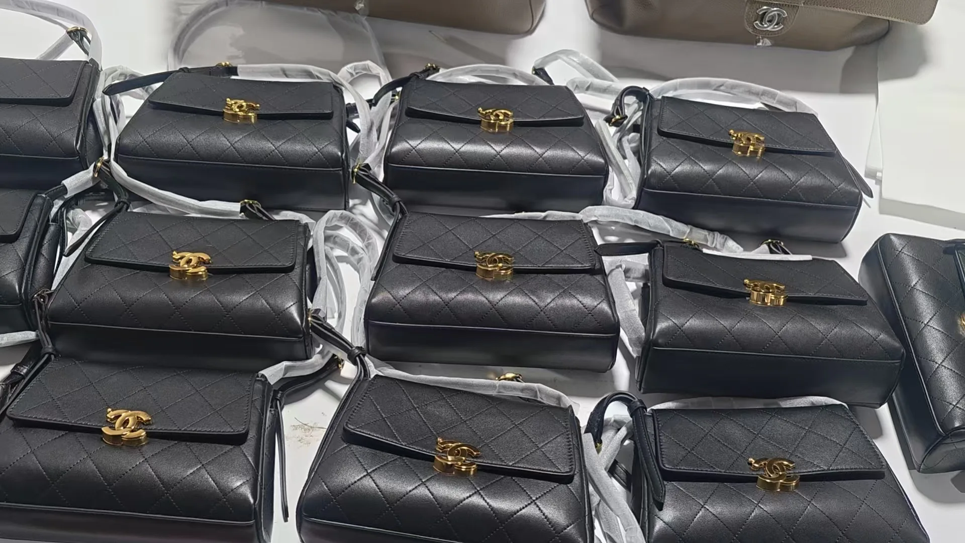 Women's Classic Handbags CHANEL 17698929
