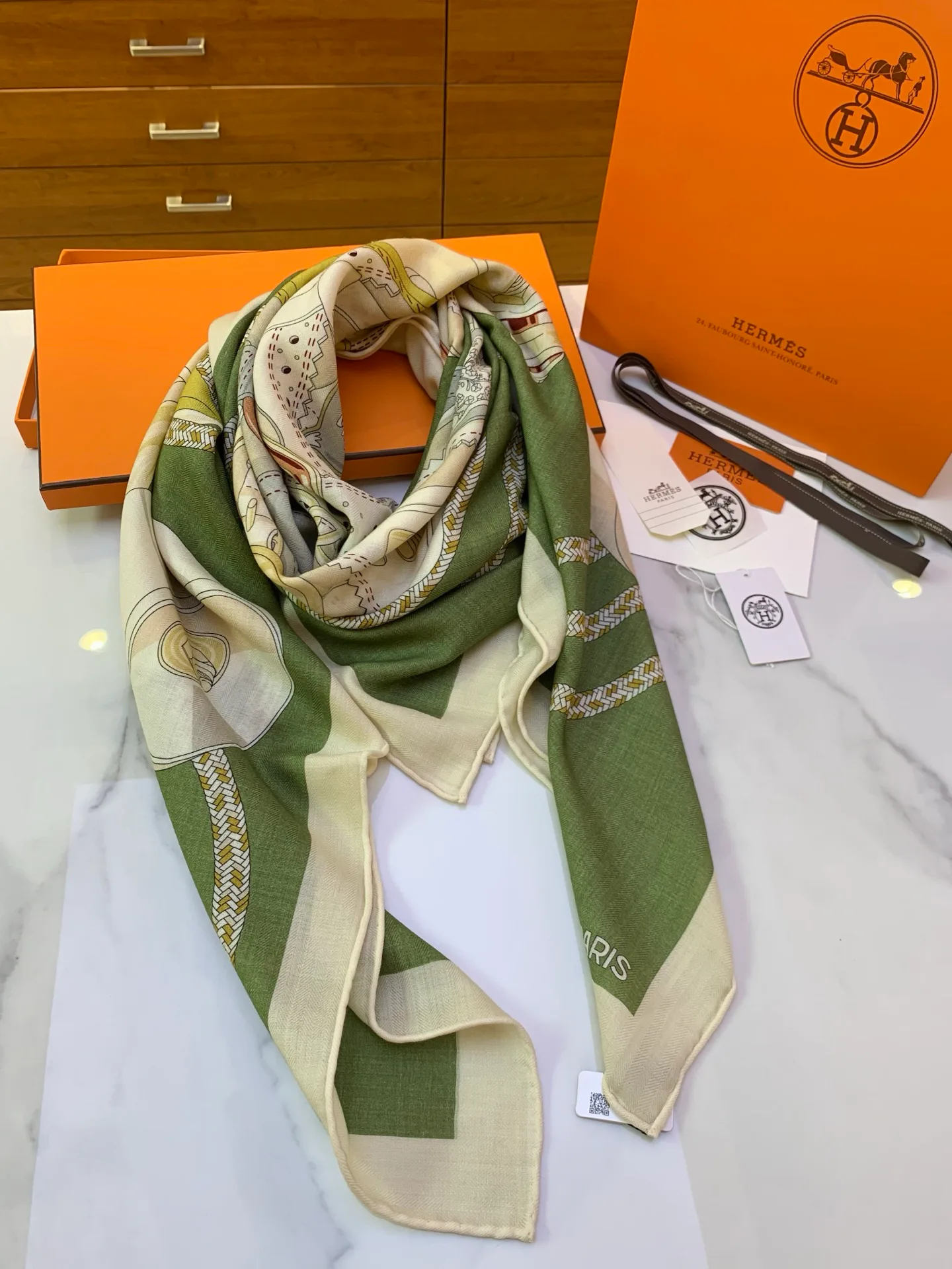 Silk Scarves HERMES 18040231