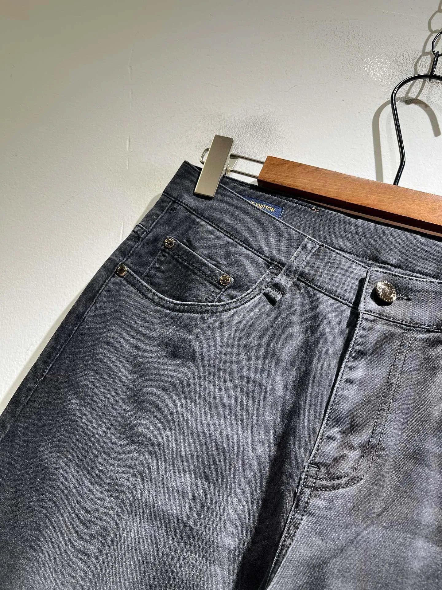 Men's Jeans LOUIS VUITTON 18292932