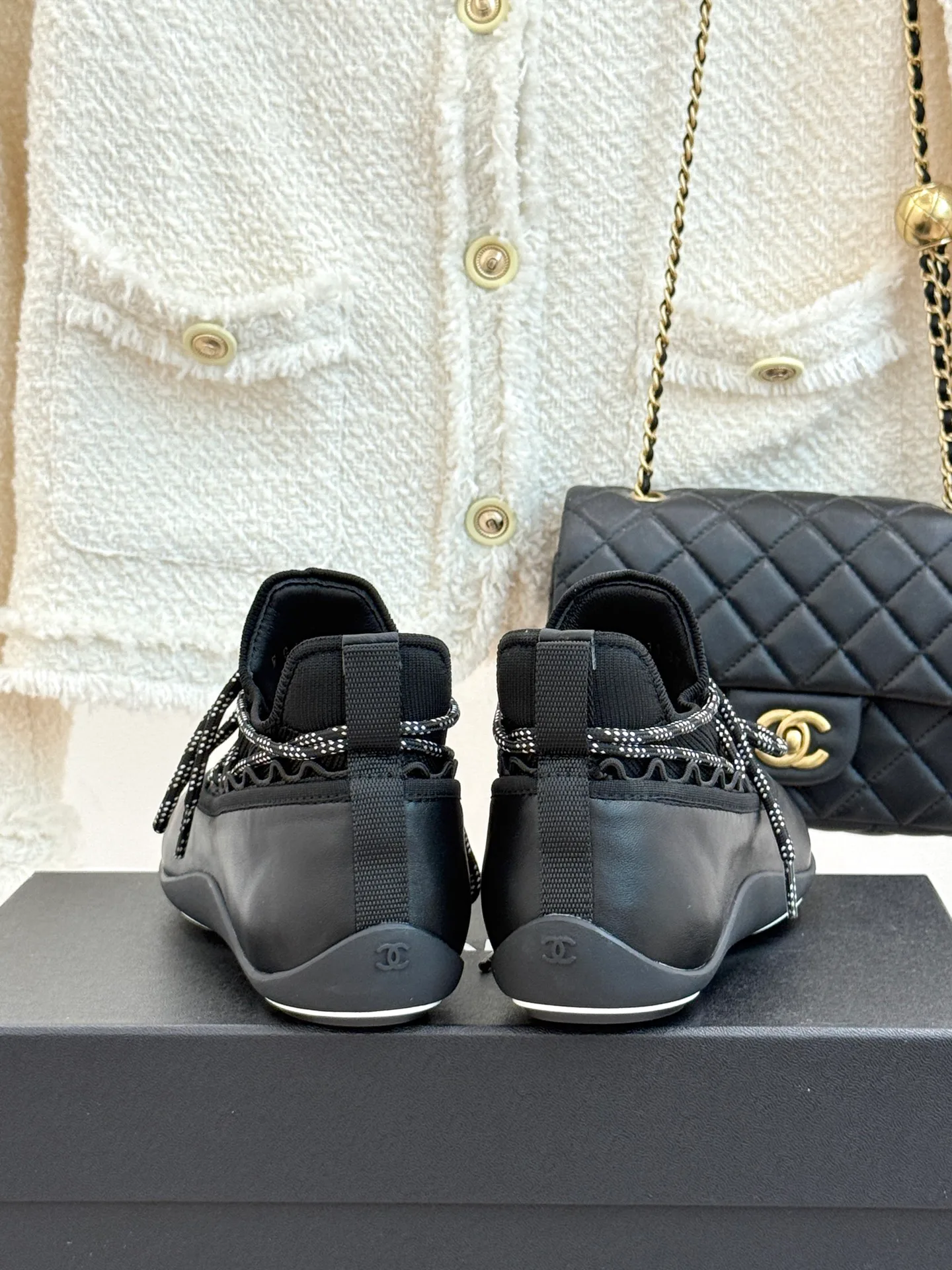 Women's Sneakers CHANEL 16891578