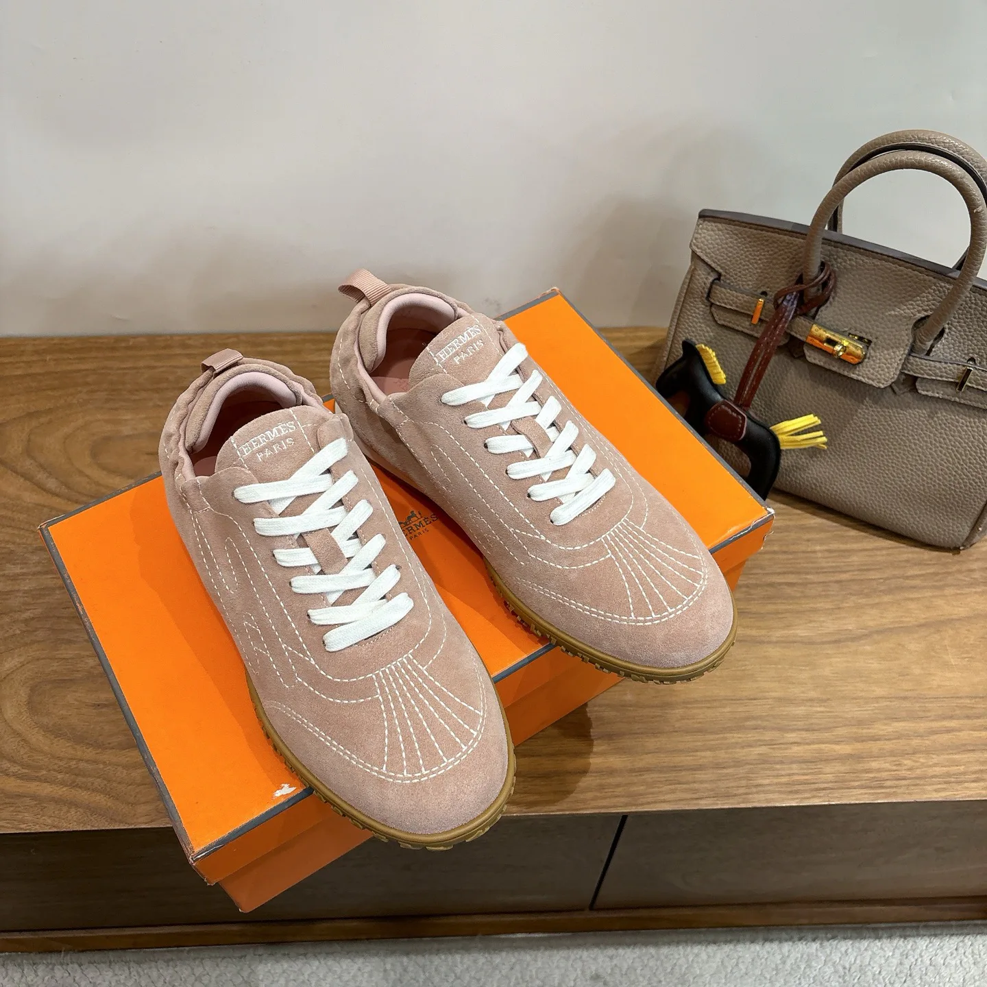 Women's Sneakers HERMES 18006076