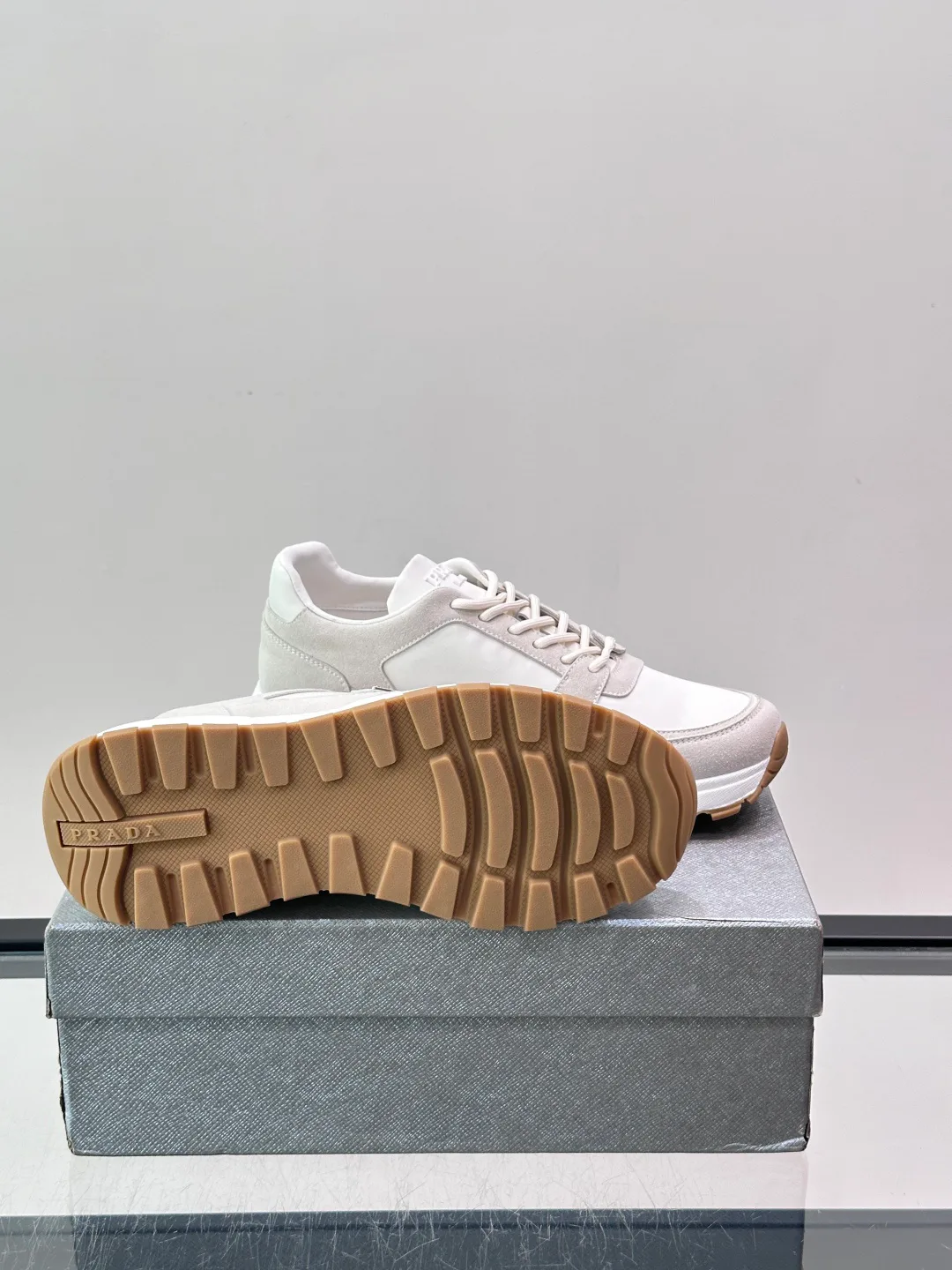 Men's Sneakers PRADA 17982471