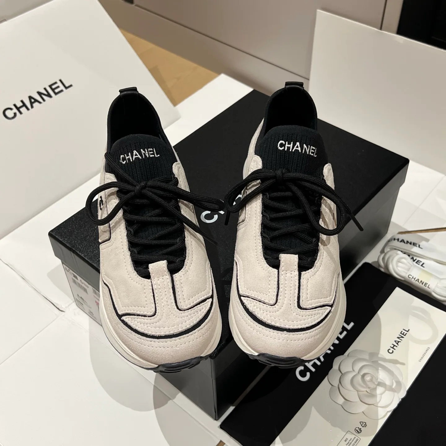 Women's Sneakers CHANEL 17733662