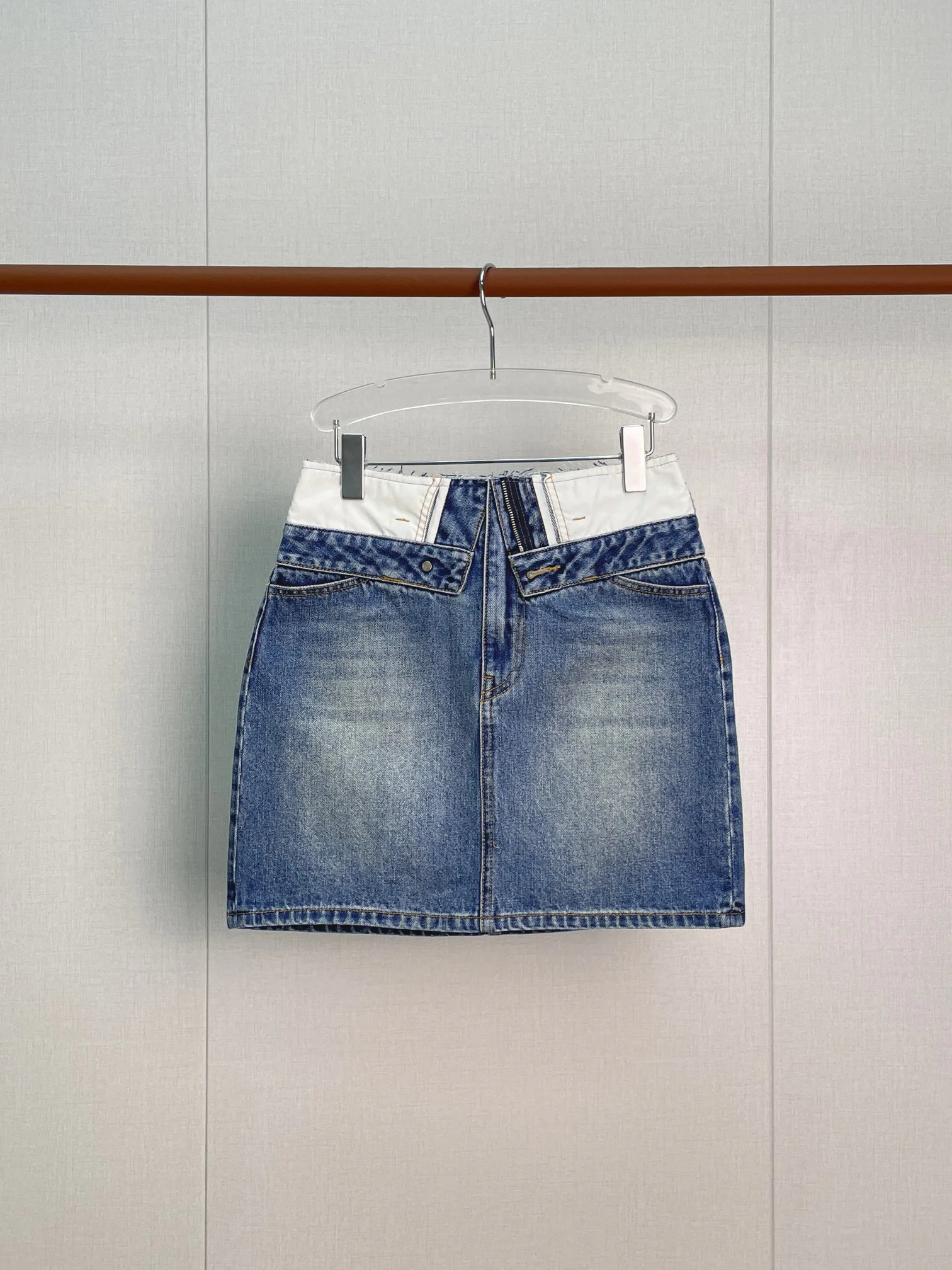 Women's Skirts MAISON MARGIELA 18108642