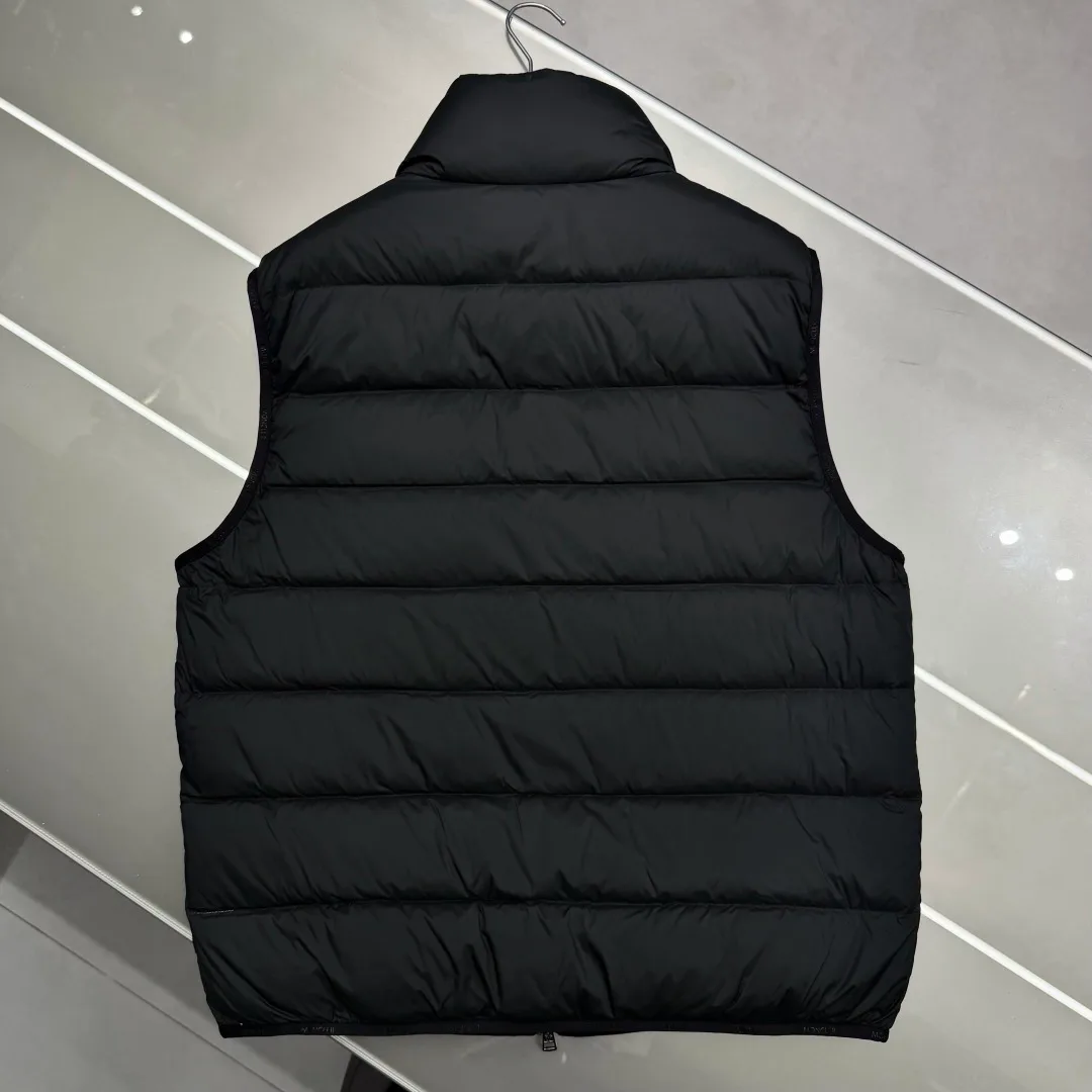 Men's Vests MONCLER 17296404
