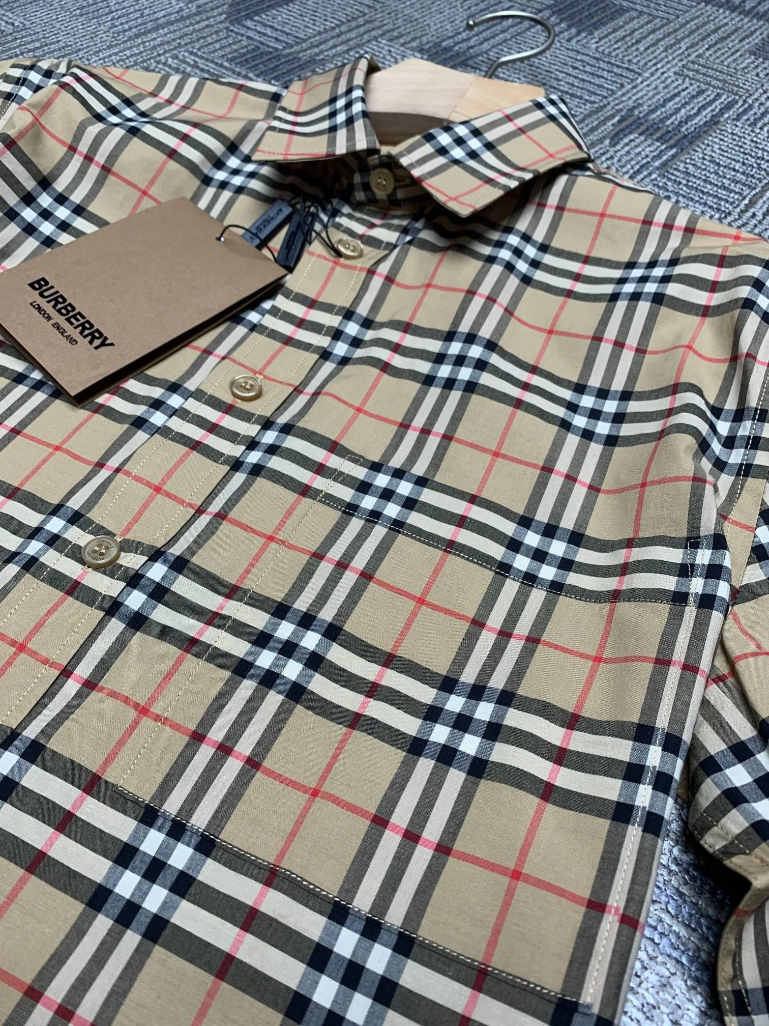 Men's Shirts BURBERRY 17967408