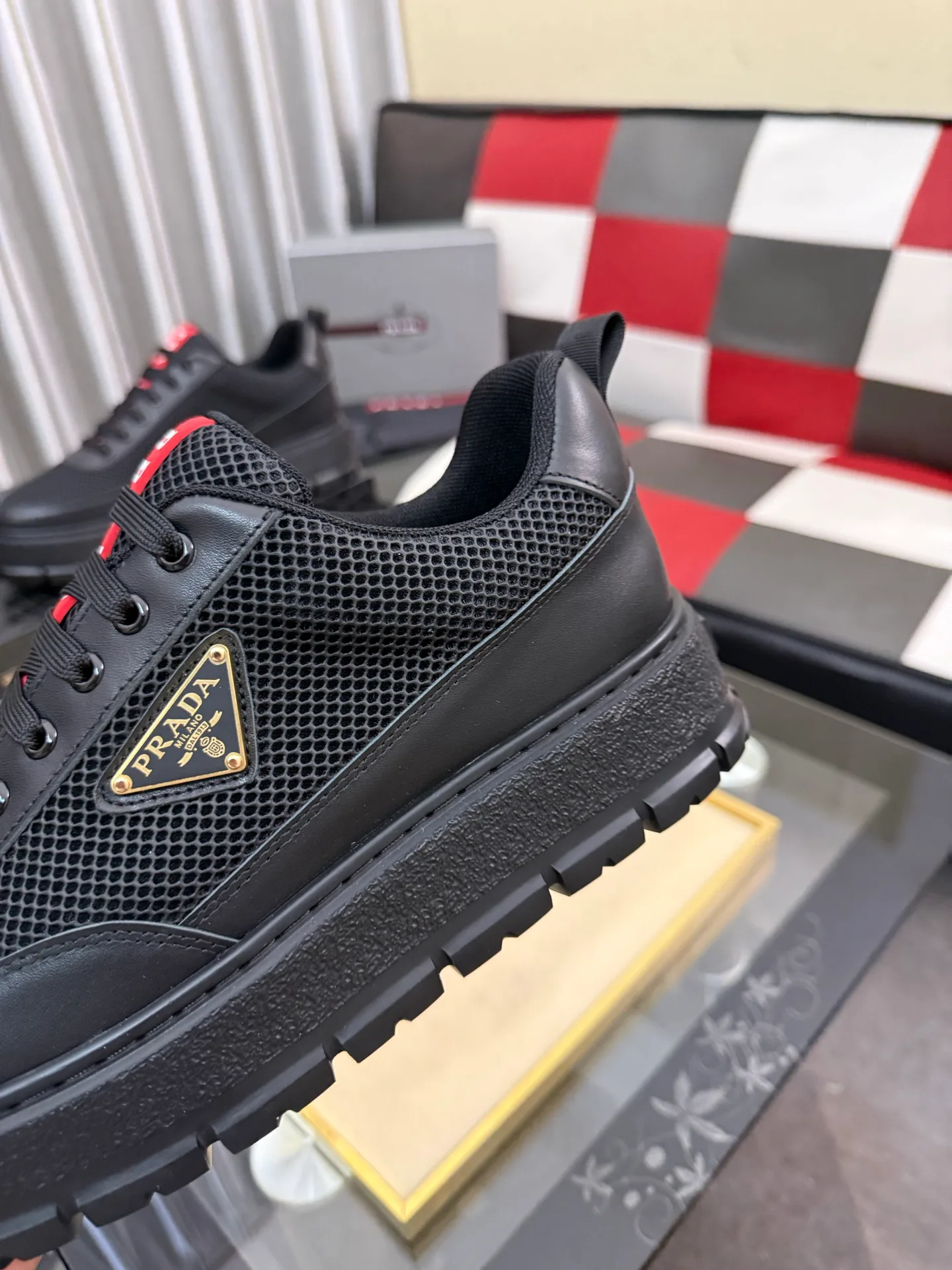 Men's Sneakers PRADA 18417412