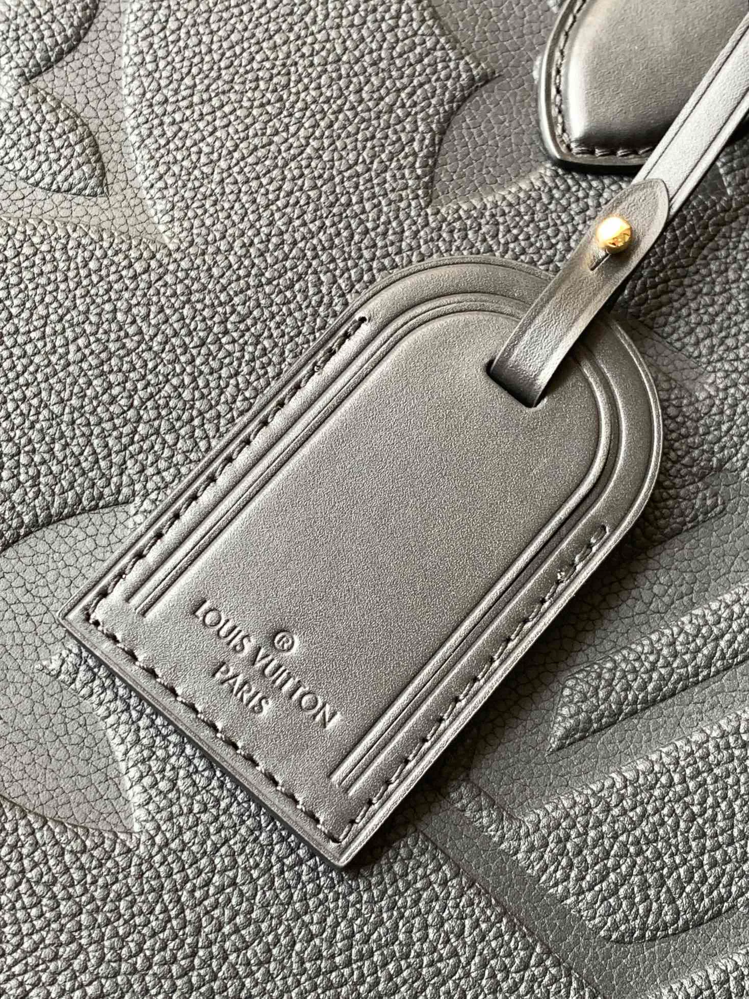 Women's Classic Handbags LOUIS VUITTON 18148125