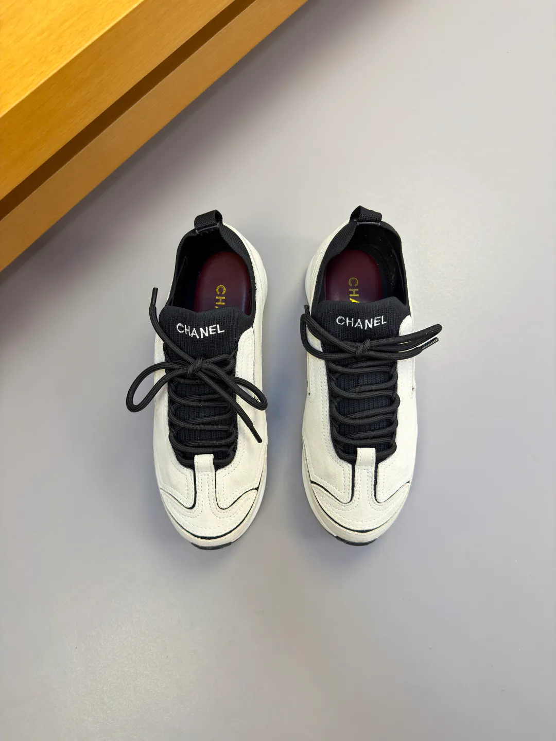 Women's Sneakers CHANEL 16874092