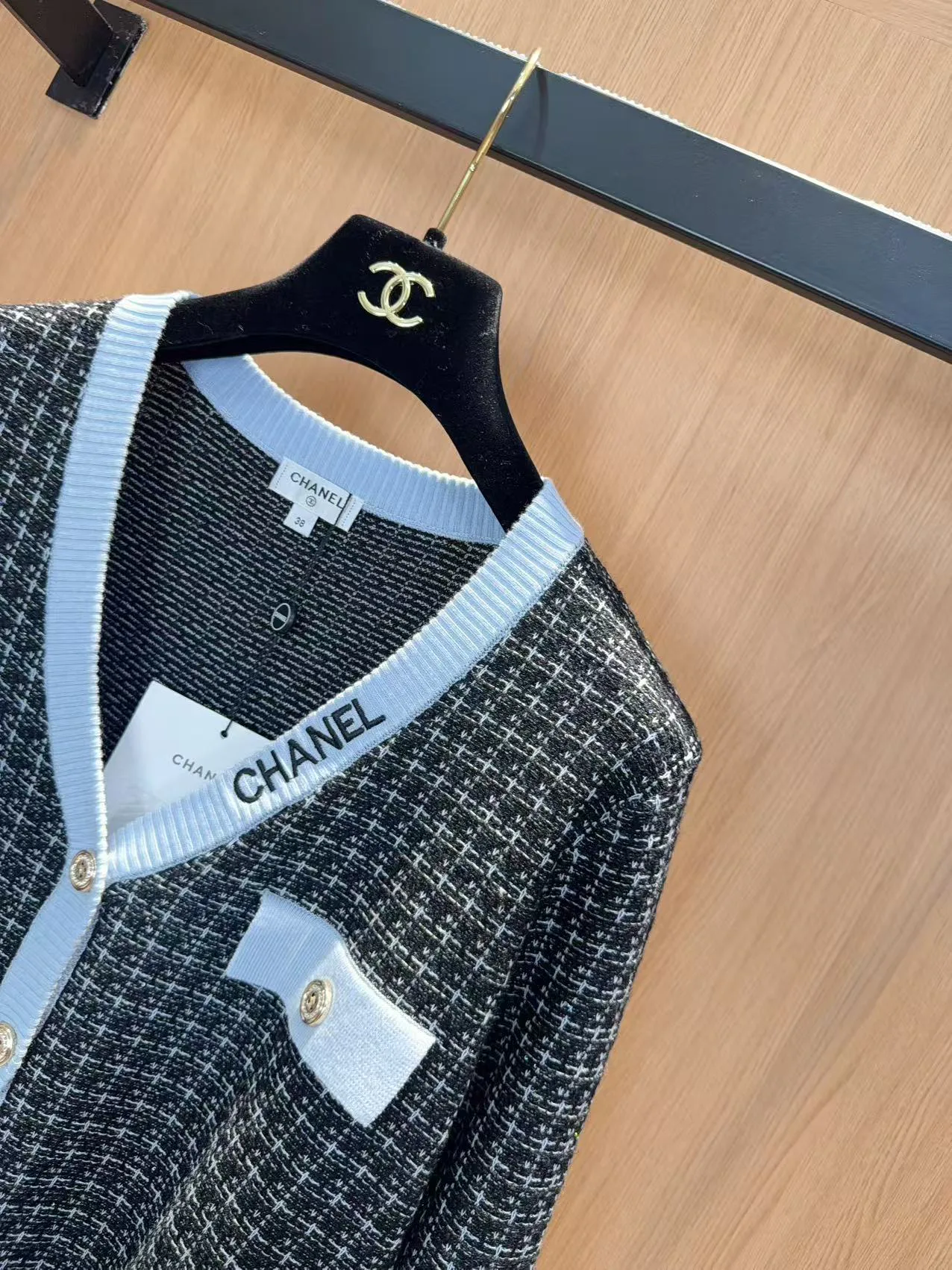 Women's Jumpers And Sweaters CHANEL 18138035