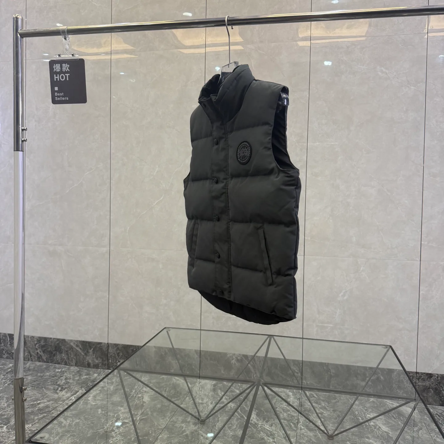 Women's Vests CANADA GOOSE 17949433