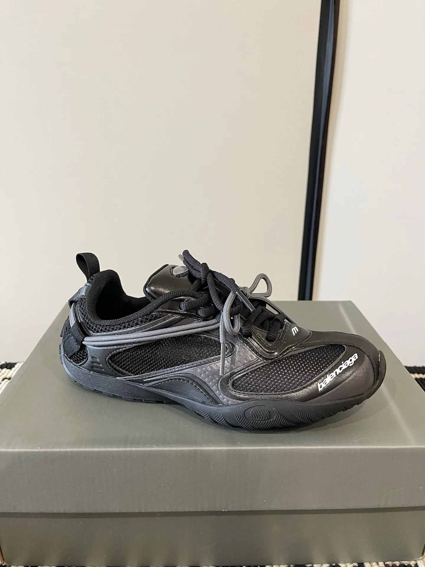 Women's Sneakers BALENCIAGA 18386307