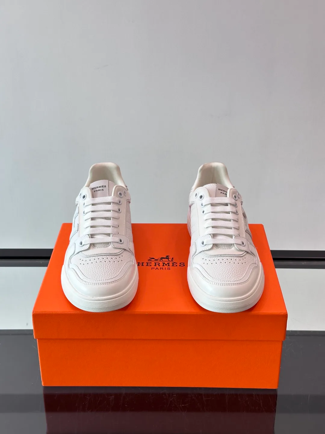 Men's Sneakers HERMES 18539667