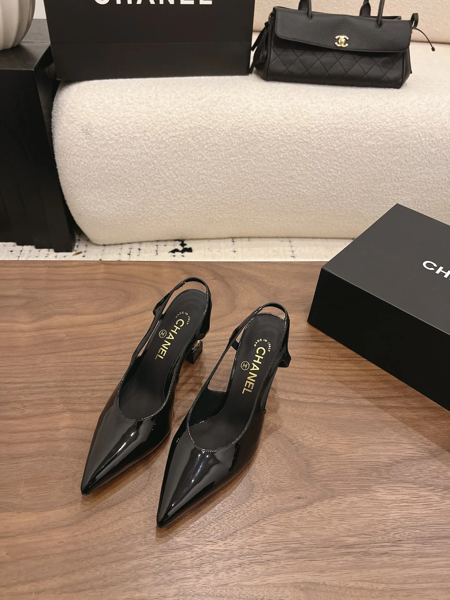 Women's Heels CHANEL 17342737