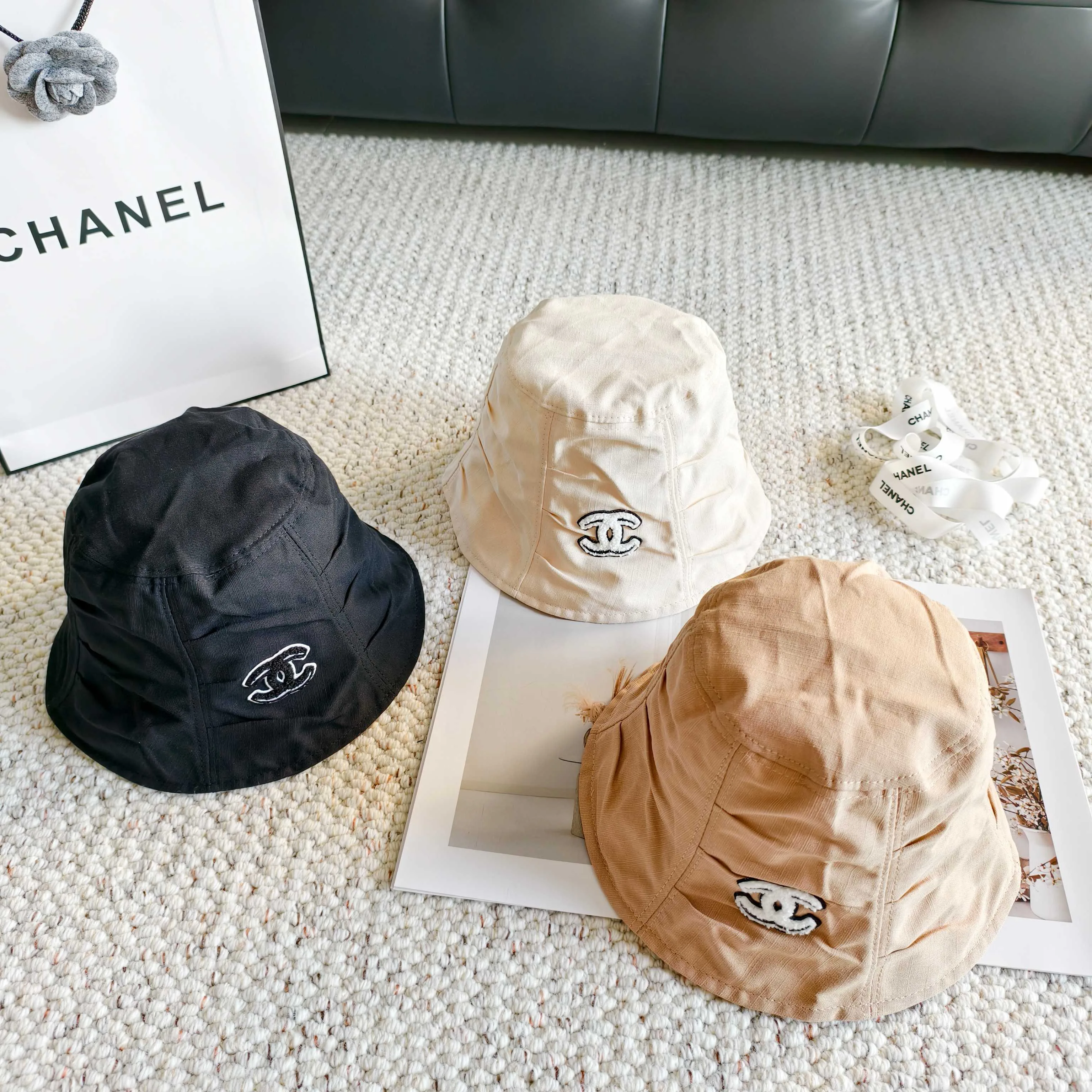 Hats CHANEL 17498327