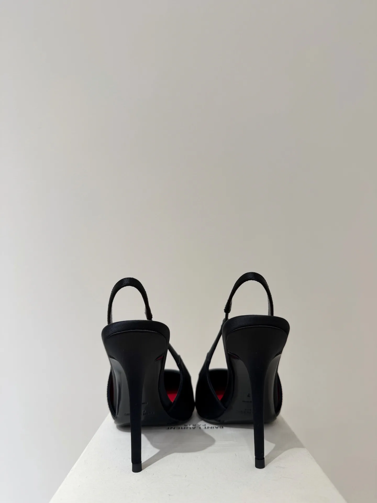 Women's Heels SAINT LAURENT 17464803