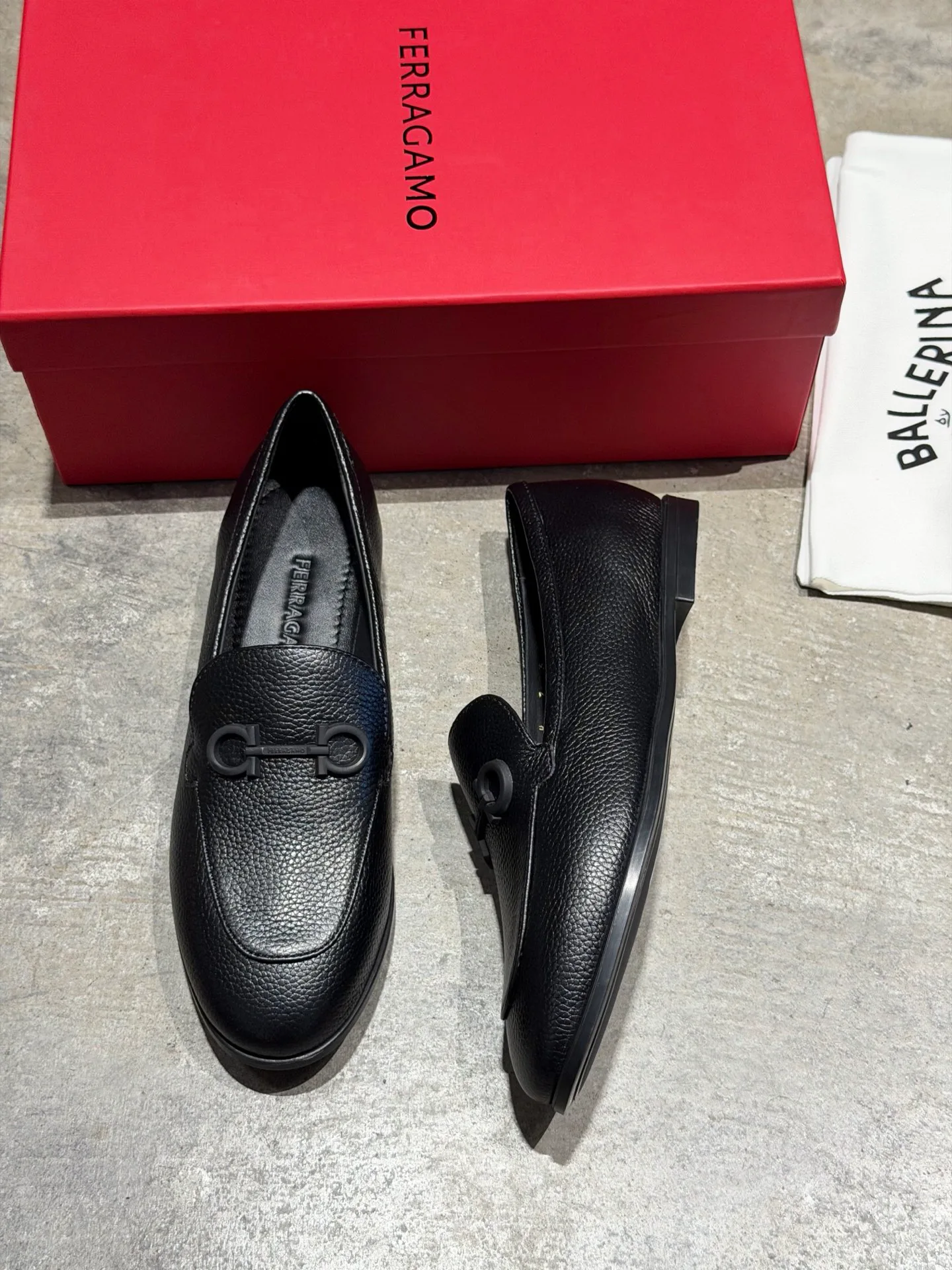 Women's Loafers And Moccasins SALVATORE FERRAGAMO 17642563