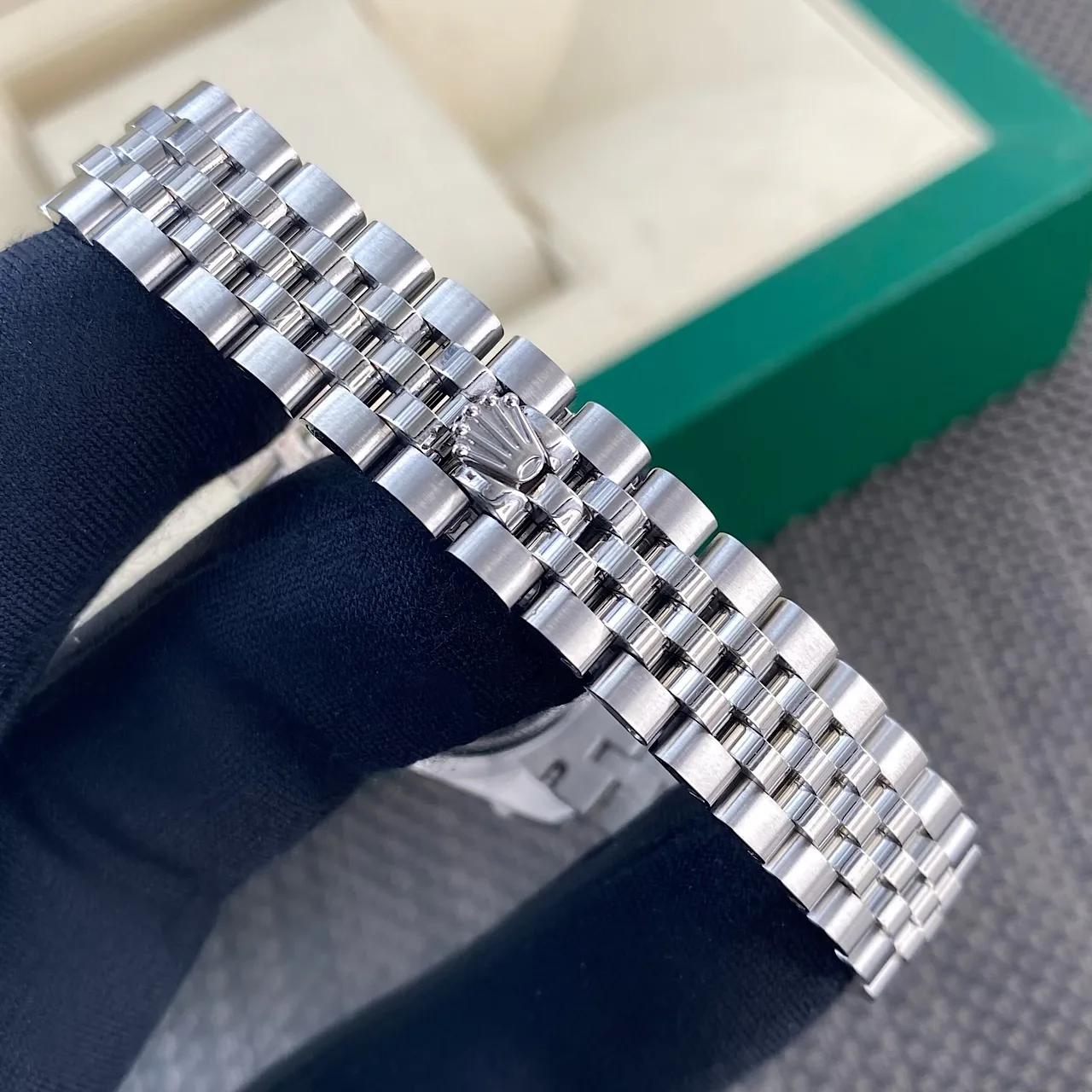 Women's Watches ROLEX 17871051