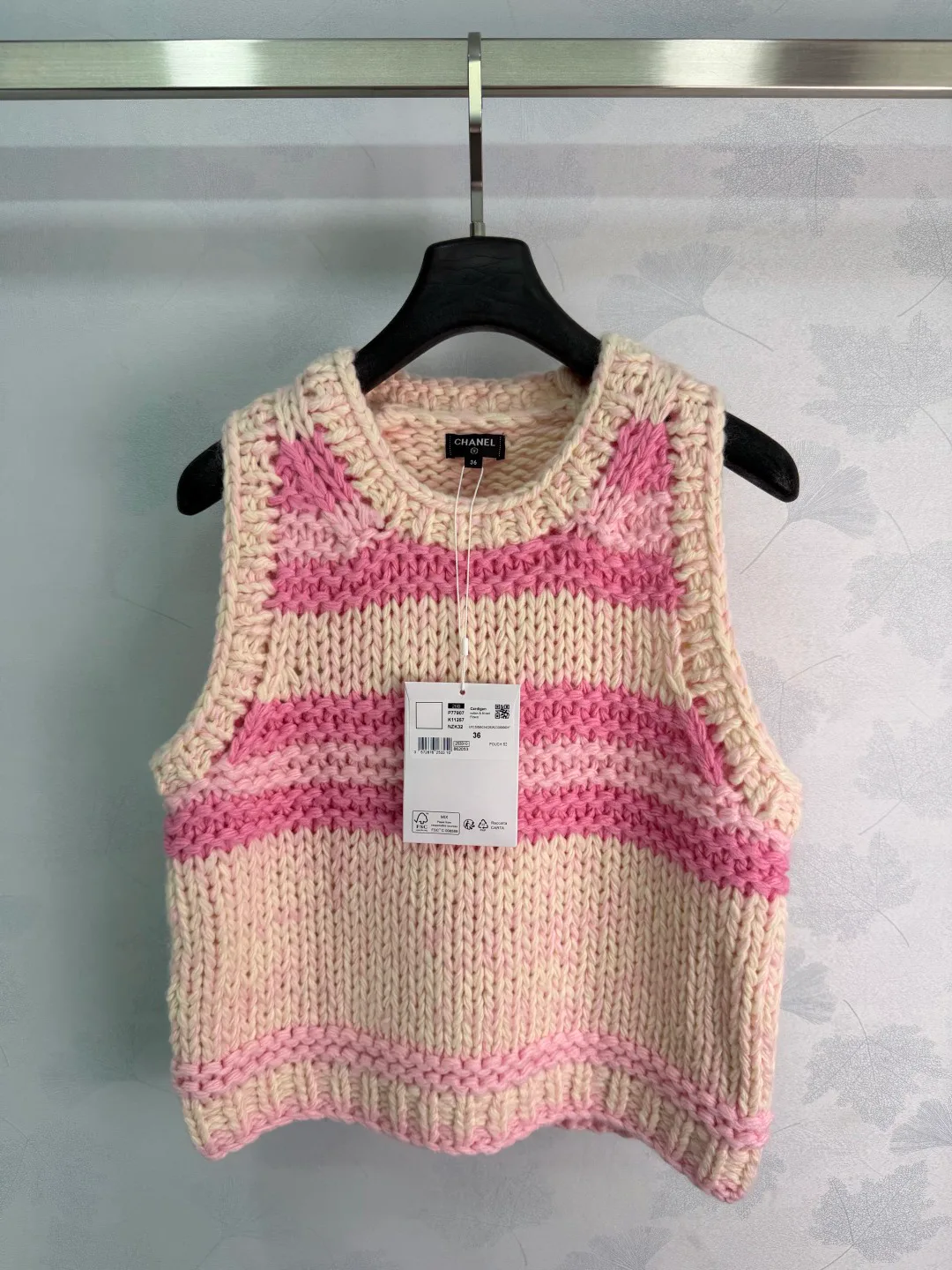 Women's Vests CHANEL 18363005