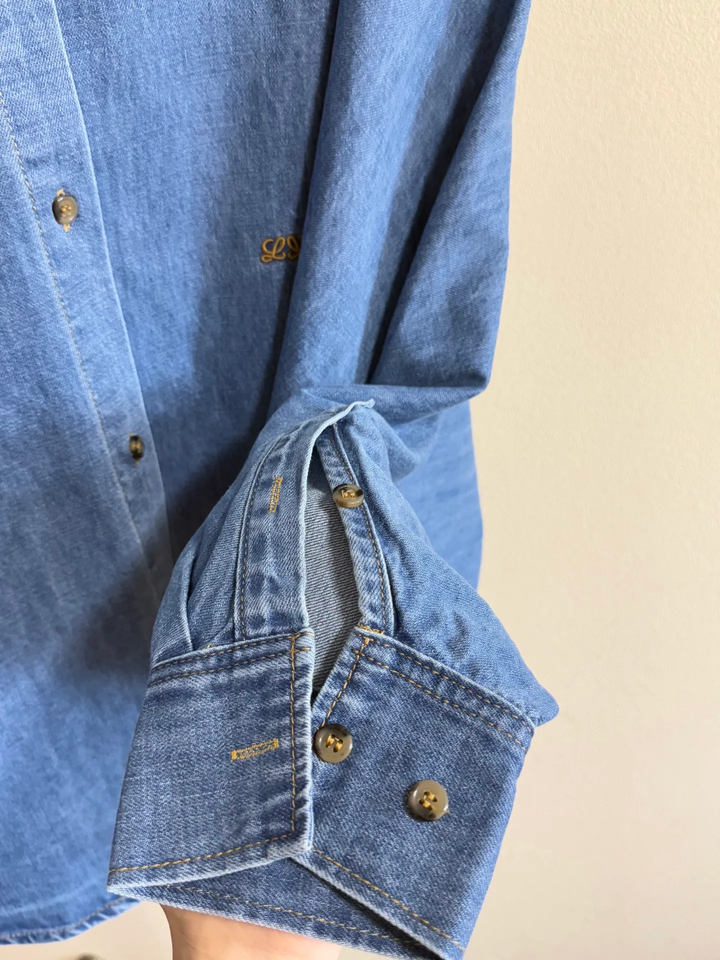 Women's Shirts LOEWE 17705646