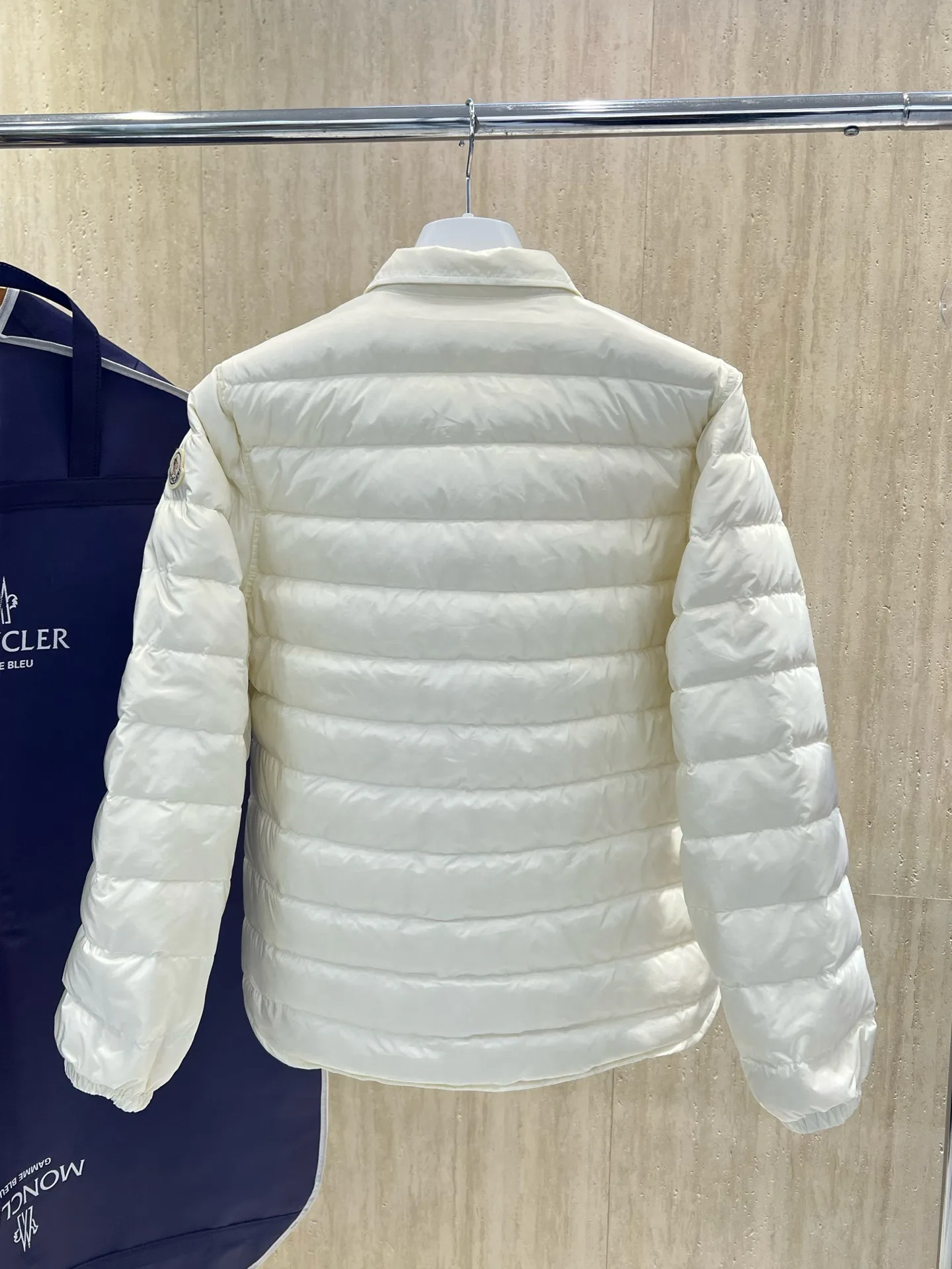 Men's Jackets And Down Jackets MONCLER 18231327