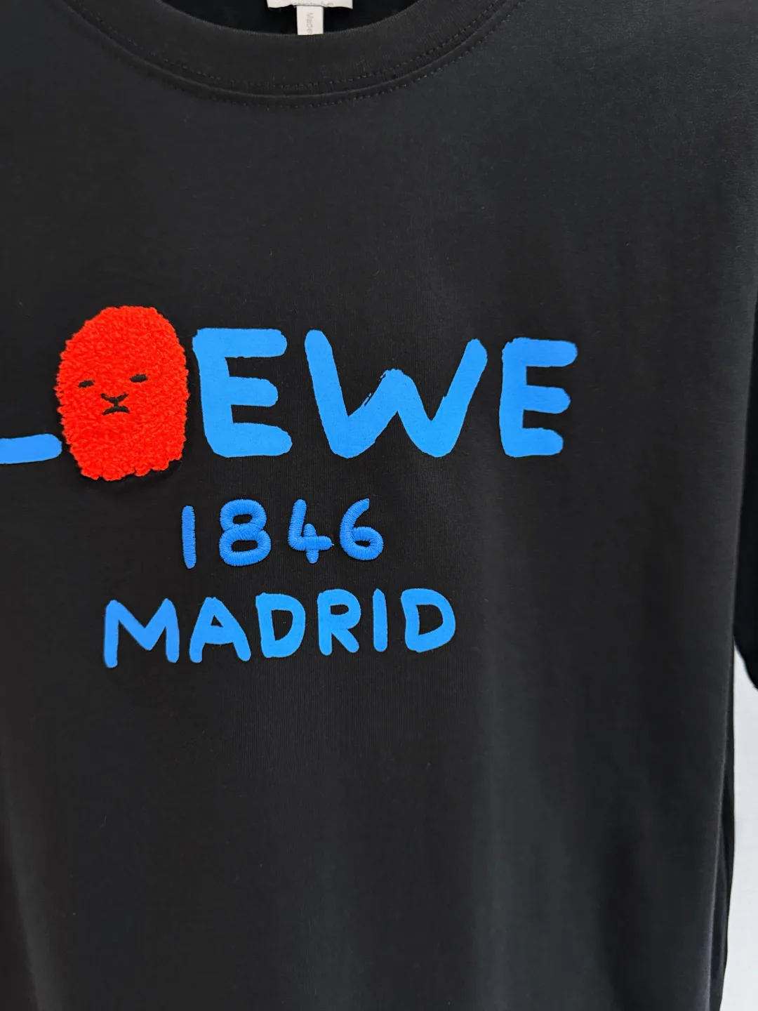 Women's T-Shirts LOEWE 17809100