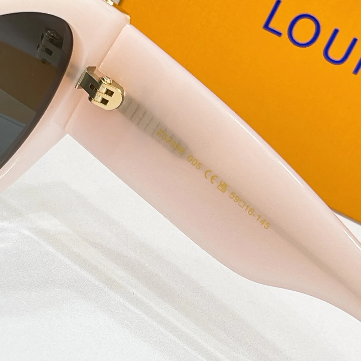Glasses LOUIS VUITTON 17495881