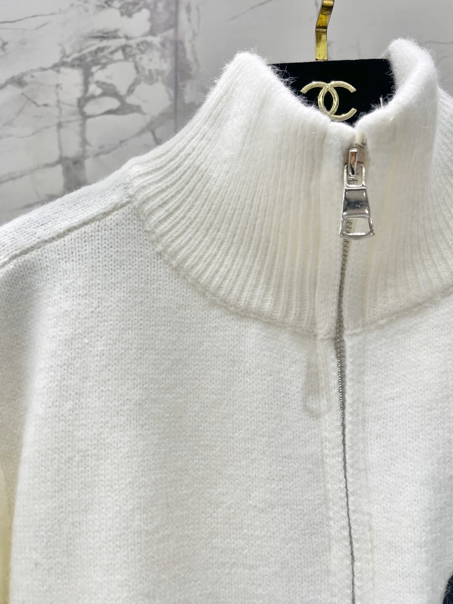 Women's Jumpers And Sweaters CHANEL 18137921