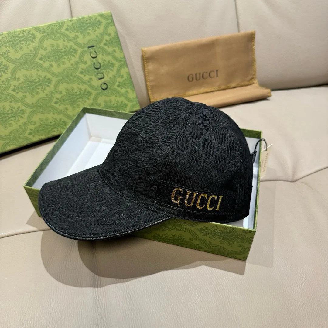 Hats GUCCI 18105293
