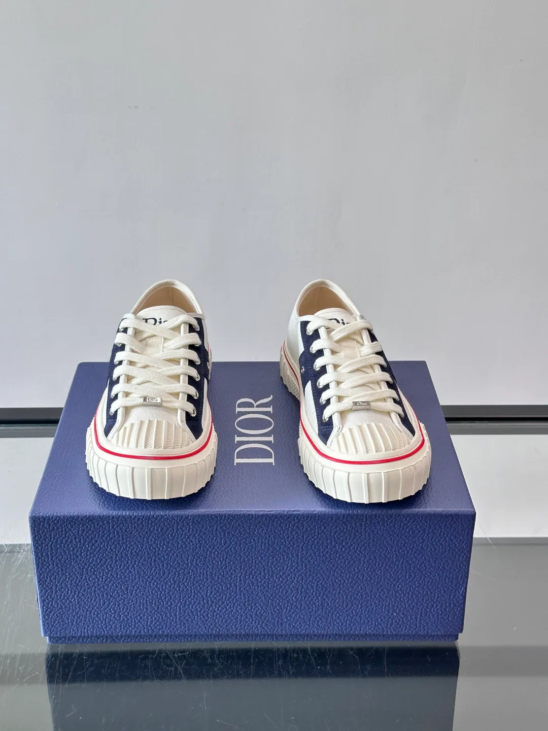 Women's Sneakers CHRISTIAN DIOR 18102136