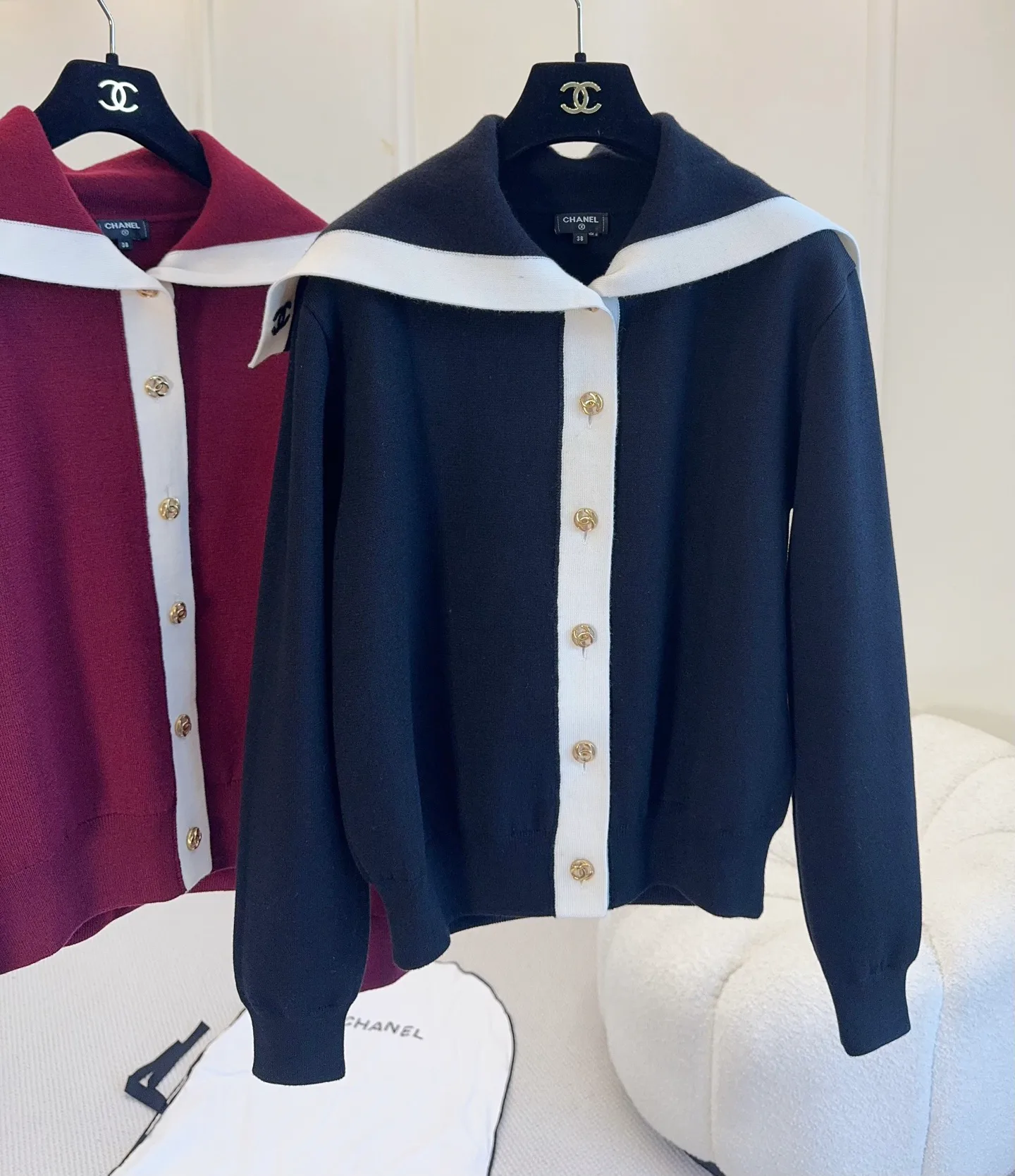 Women's Jumpers And Sweaters CHANEL 17960302