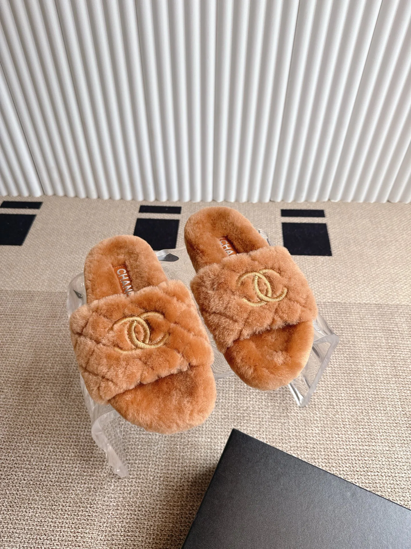 Women's Slippers CHANEL 18324641