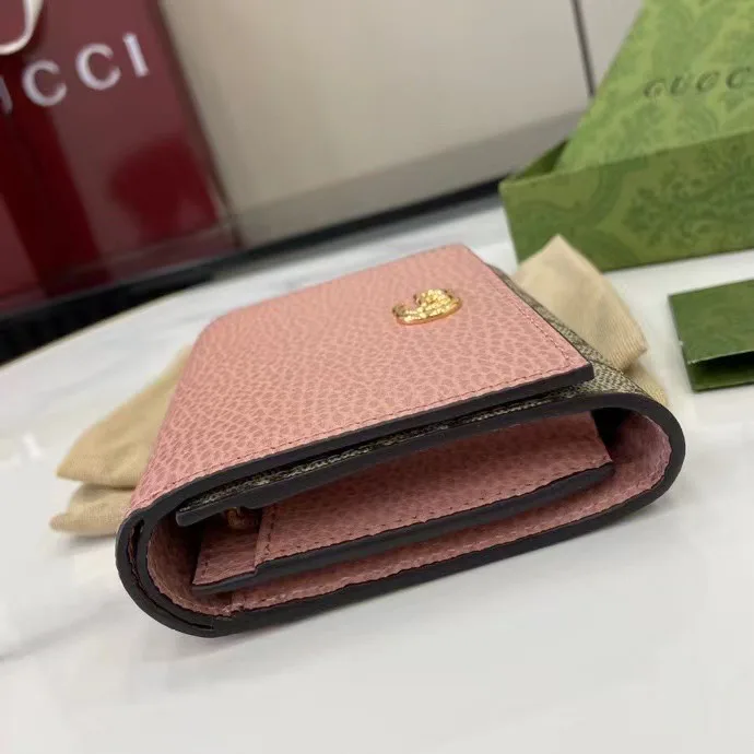 Women's Clutches GUCCI 18463181