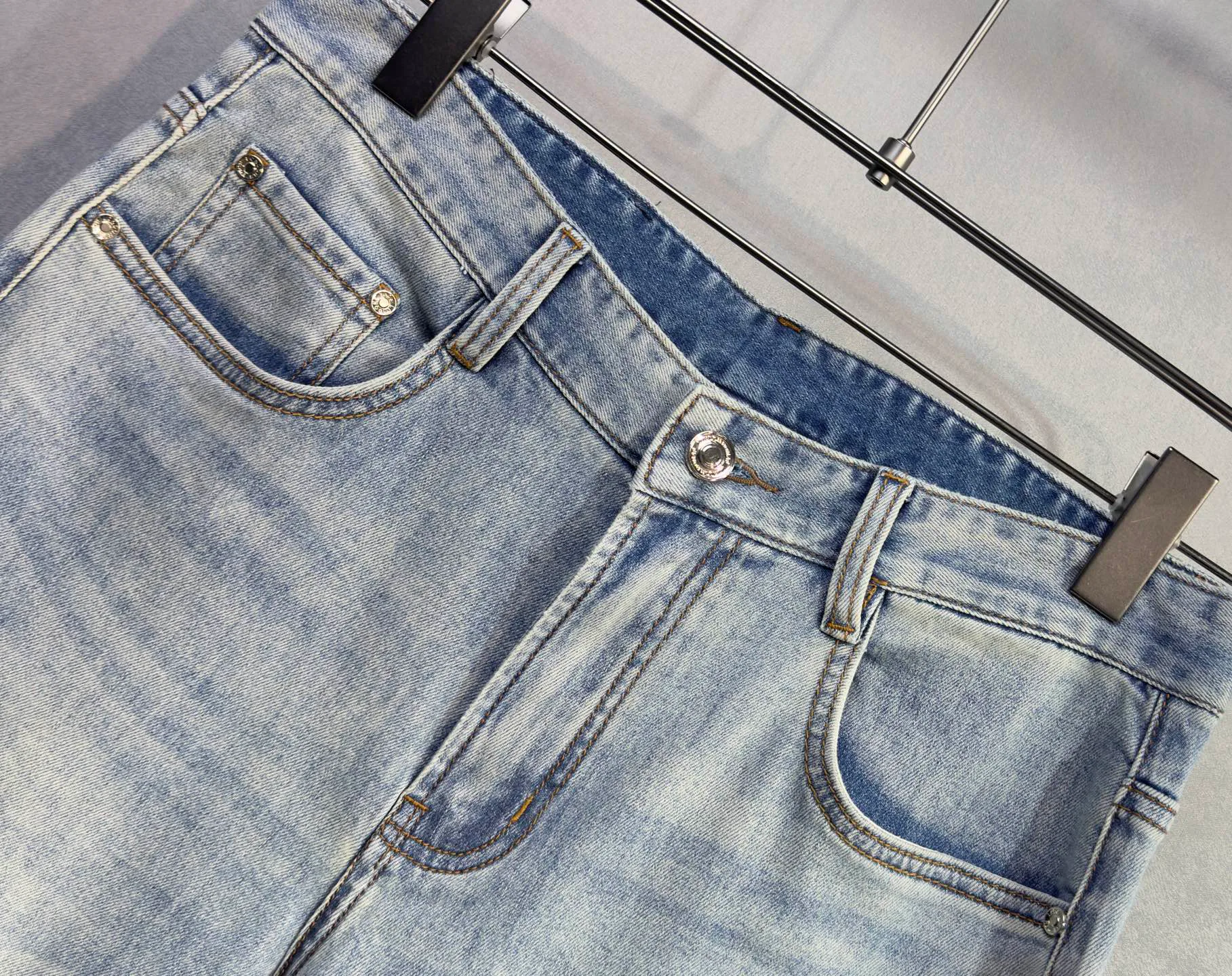 Men's Jeans LOUIS VUITTON 18098393