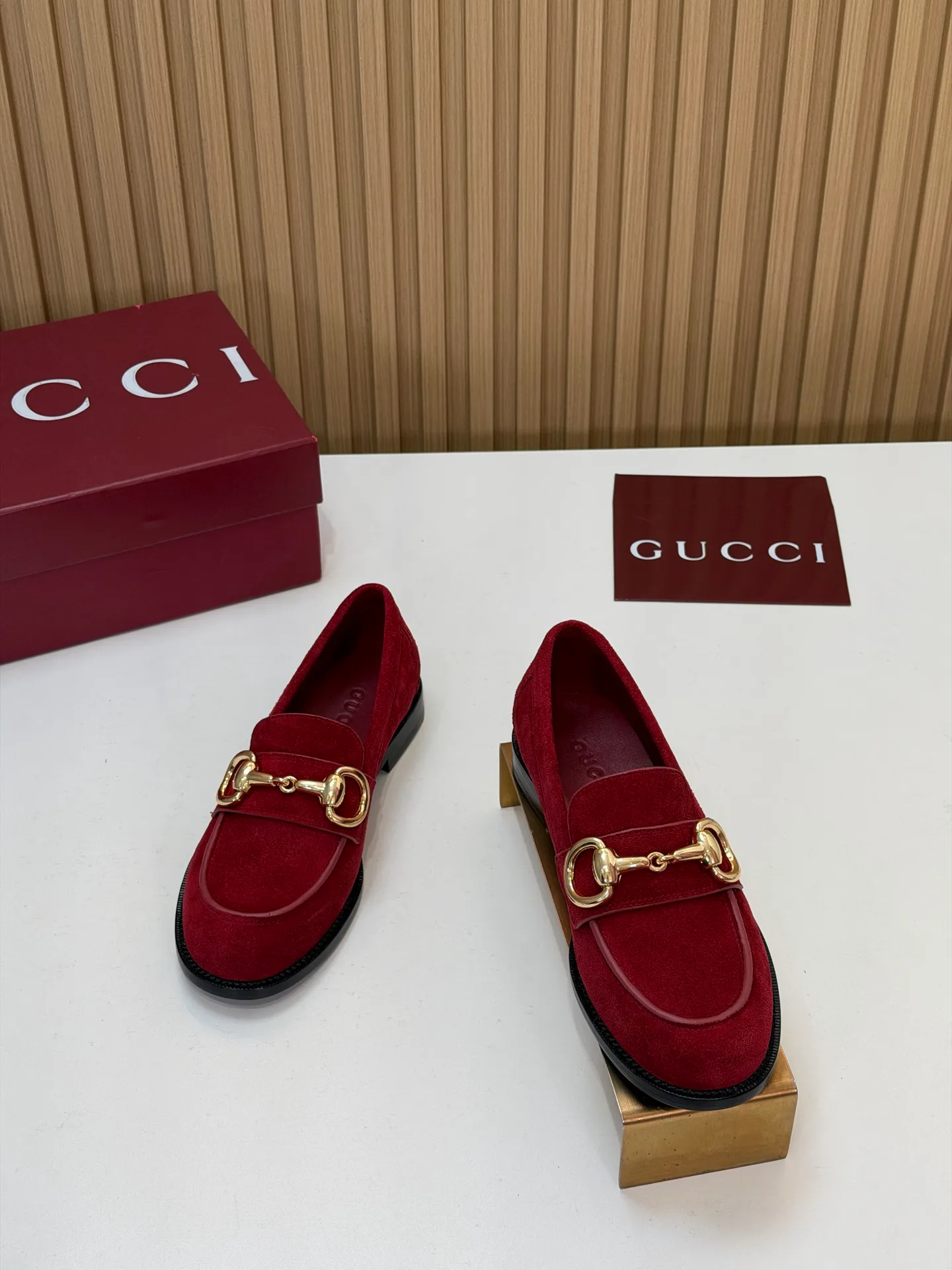 Women's Loafers And Moccasins GUCCI 18152958