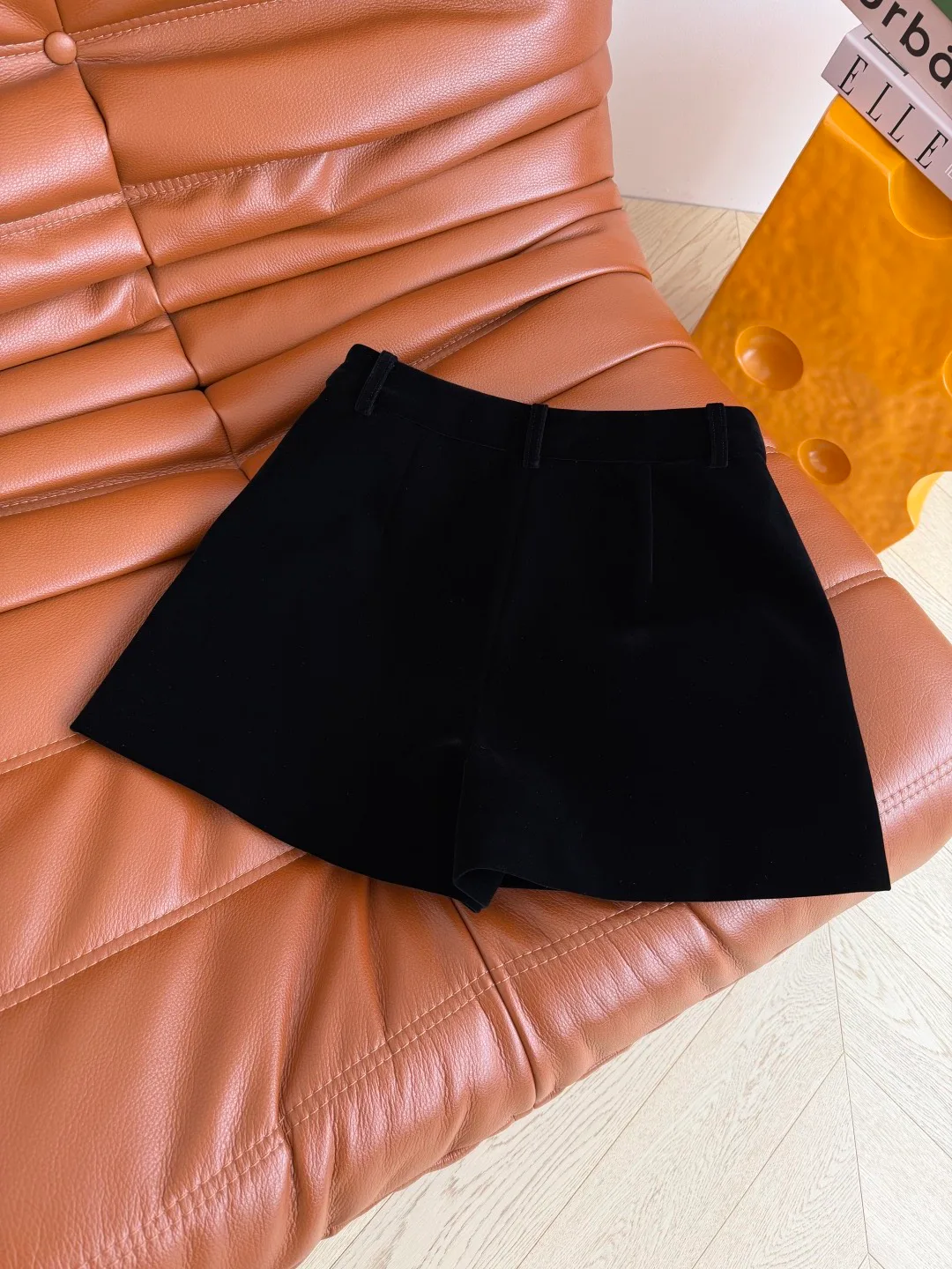 Women's Shorts GUCCI 18271951